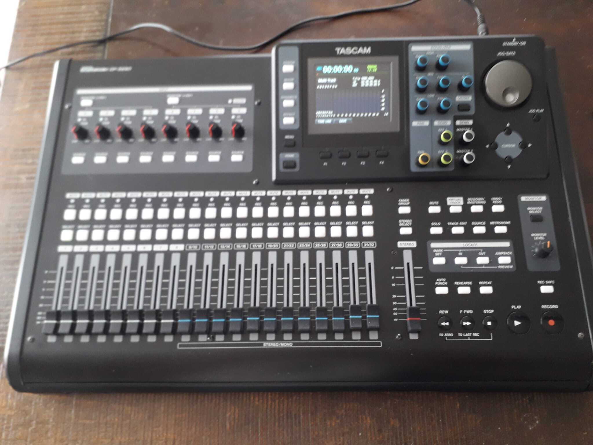 Tascam DP-32SD (43959)