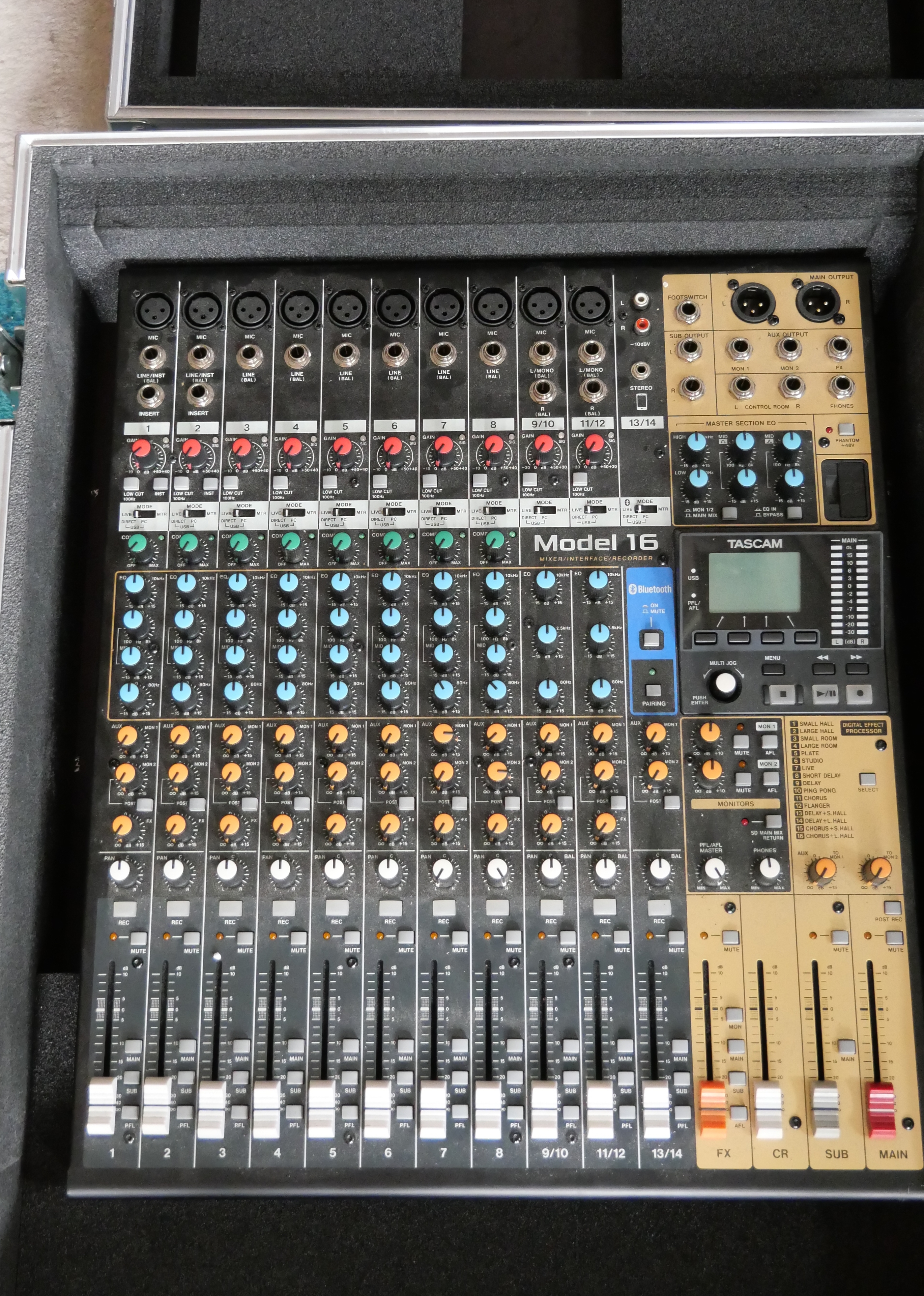 Vends Tascam Model 16