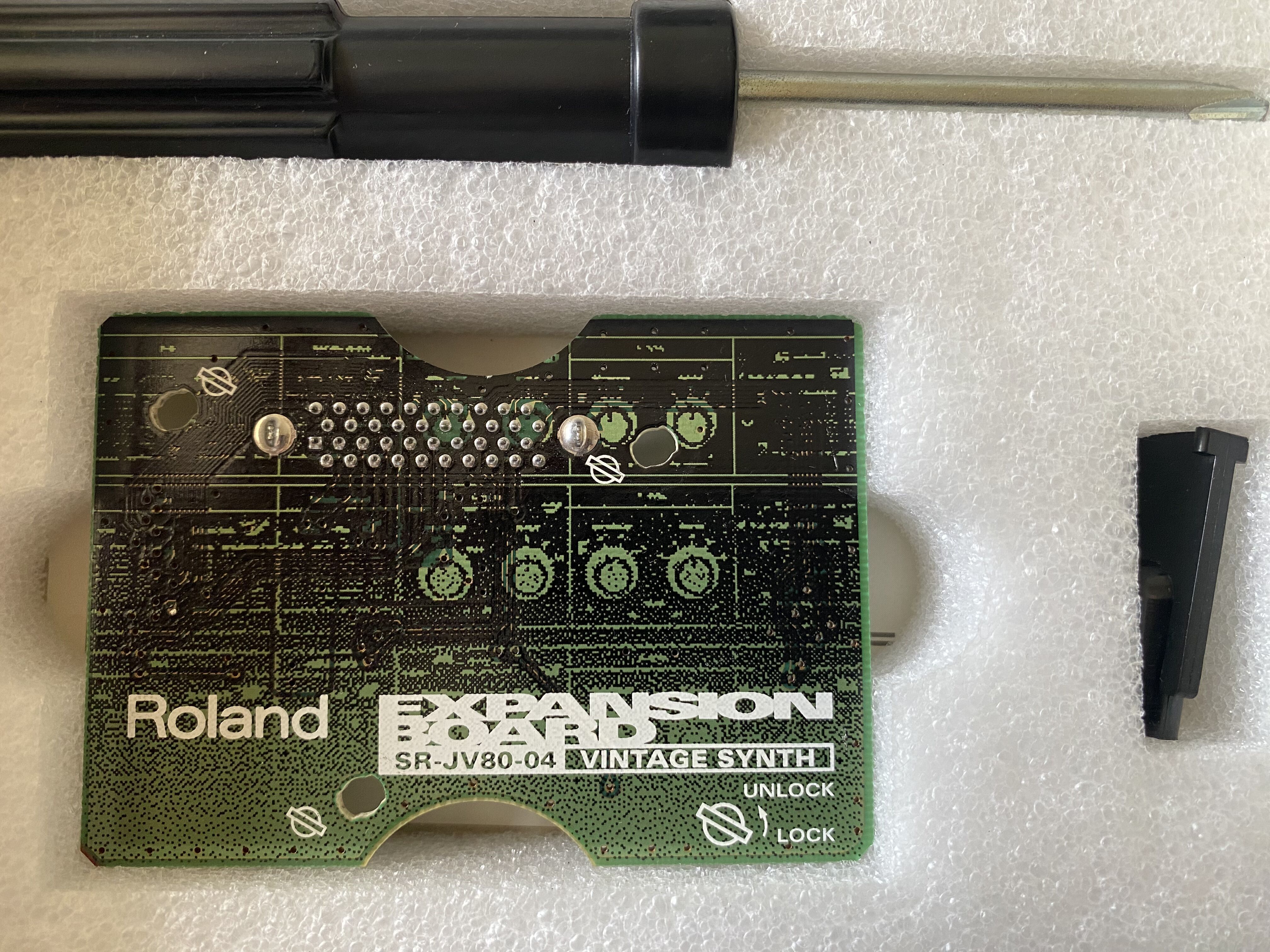 vends carte Roland SR JV80 vintage synth que je n'utilise plus