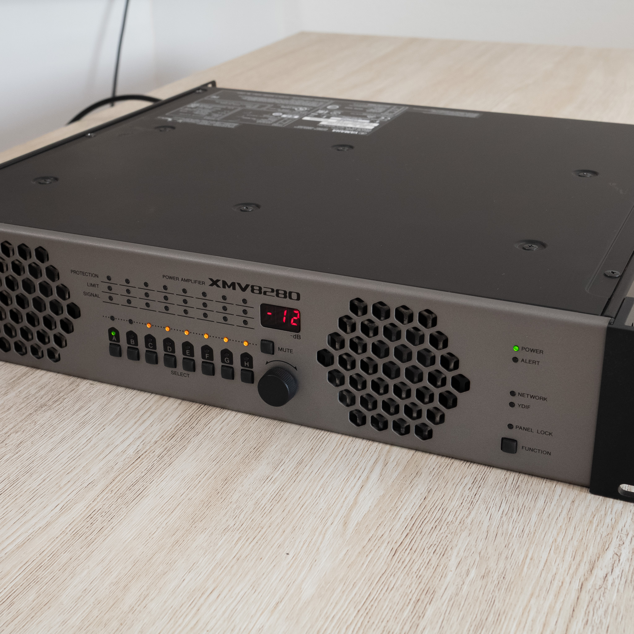 Yamaha XMV8280 3