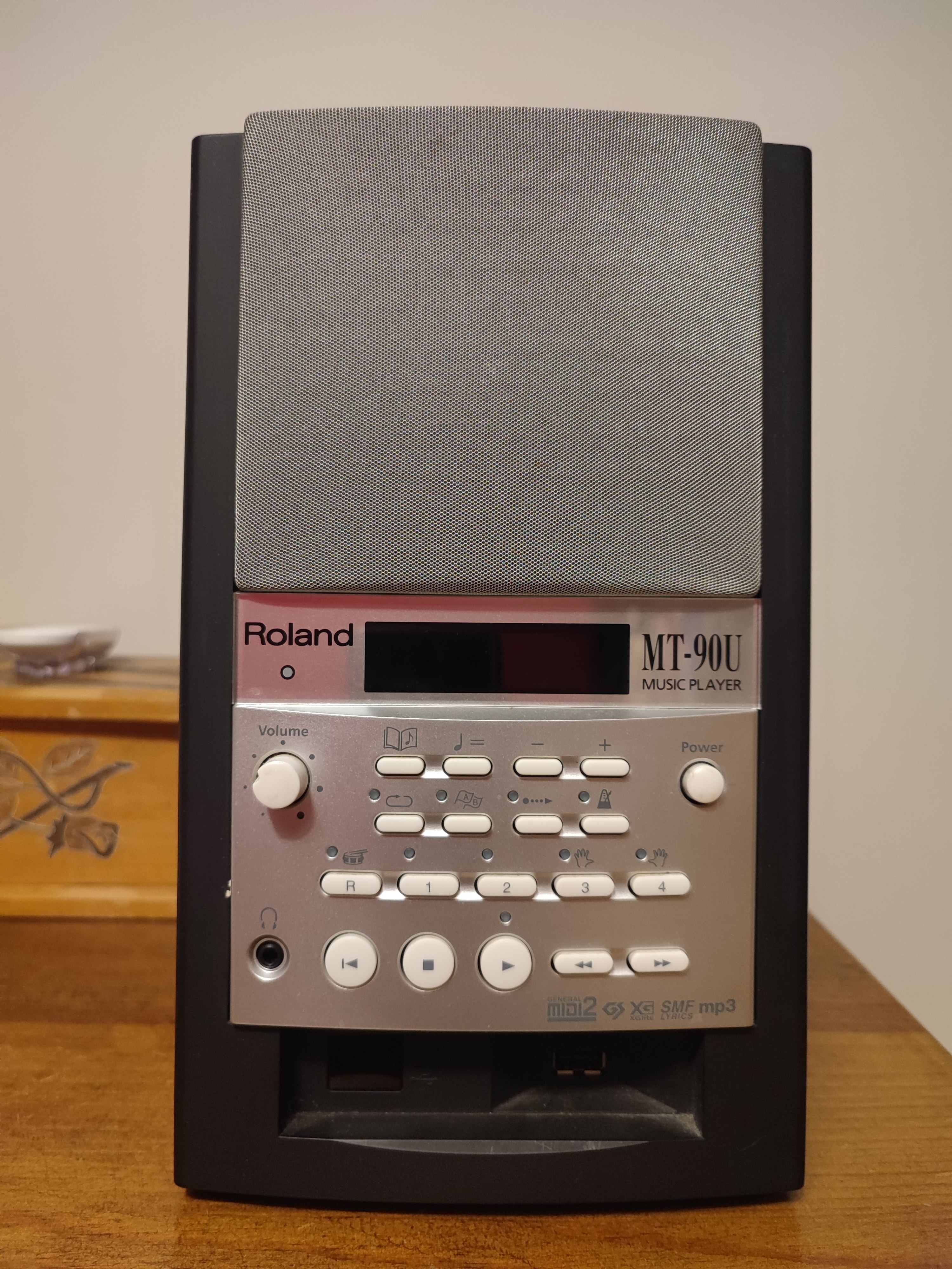 Roland MT90U