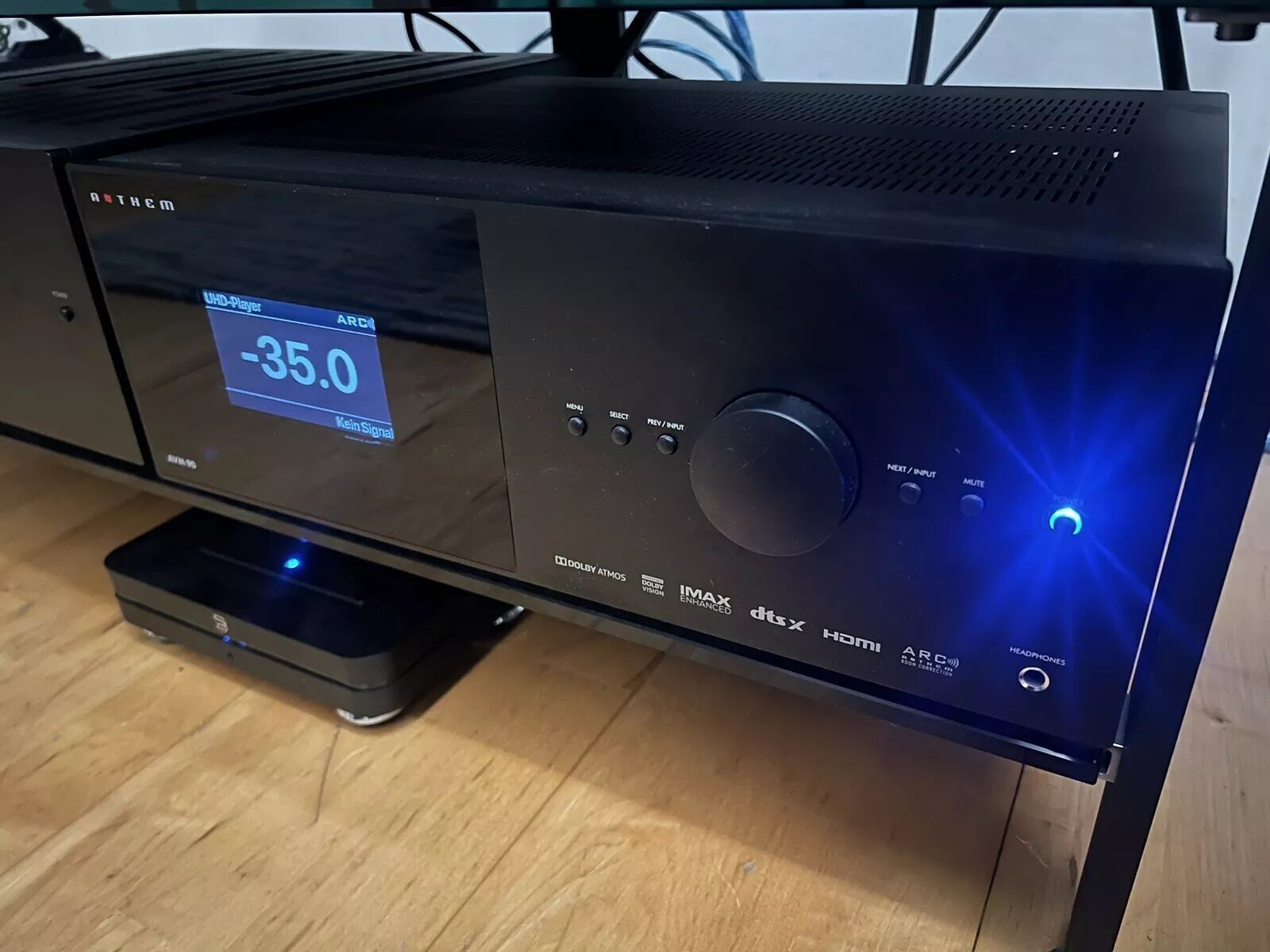 Anthem AVM 90