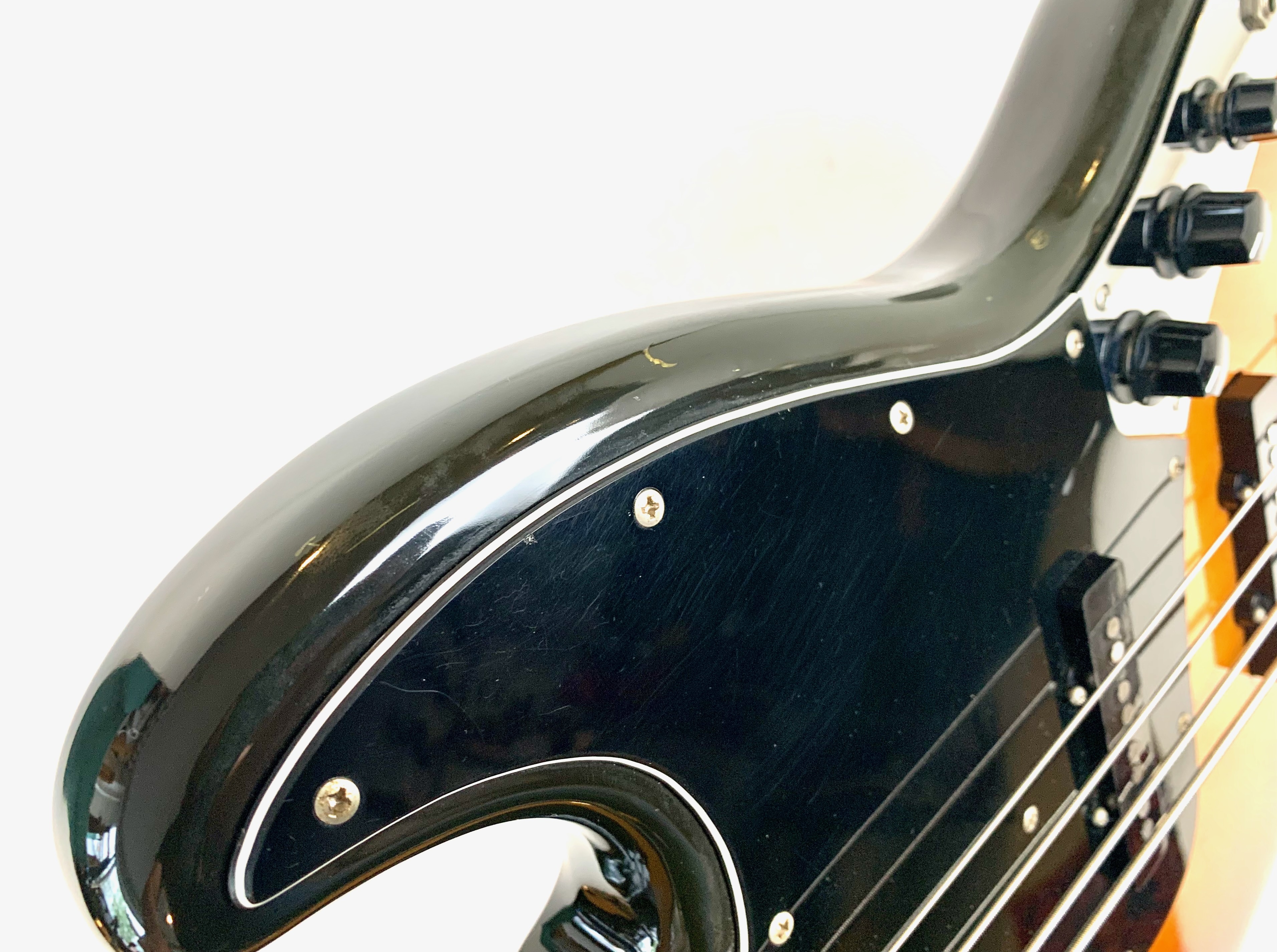 Fender JB62 (98082)