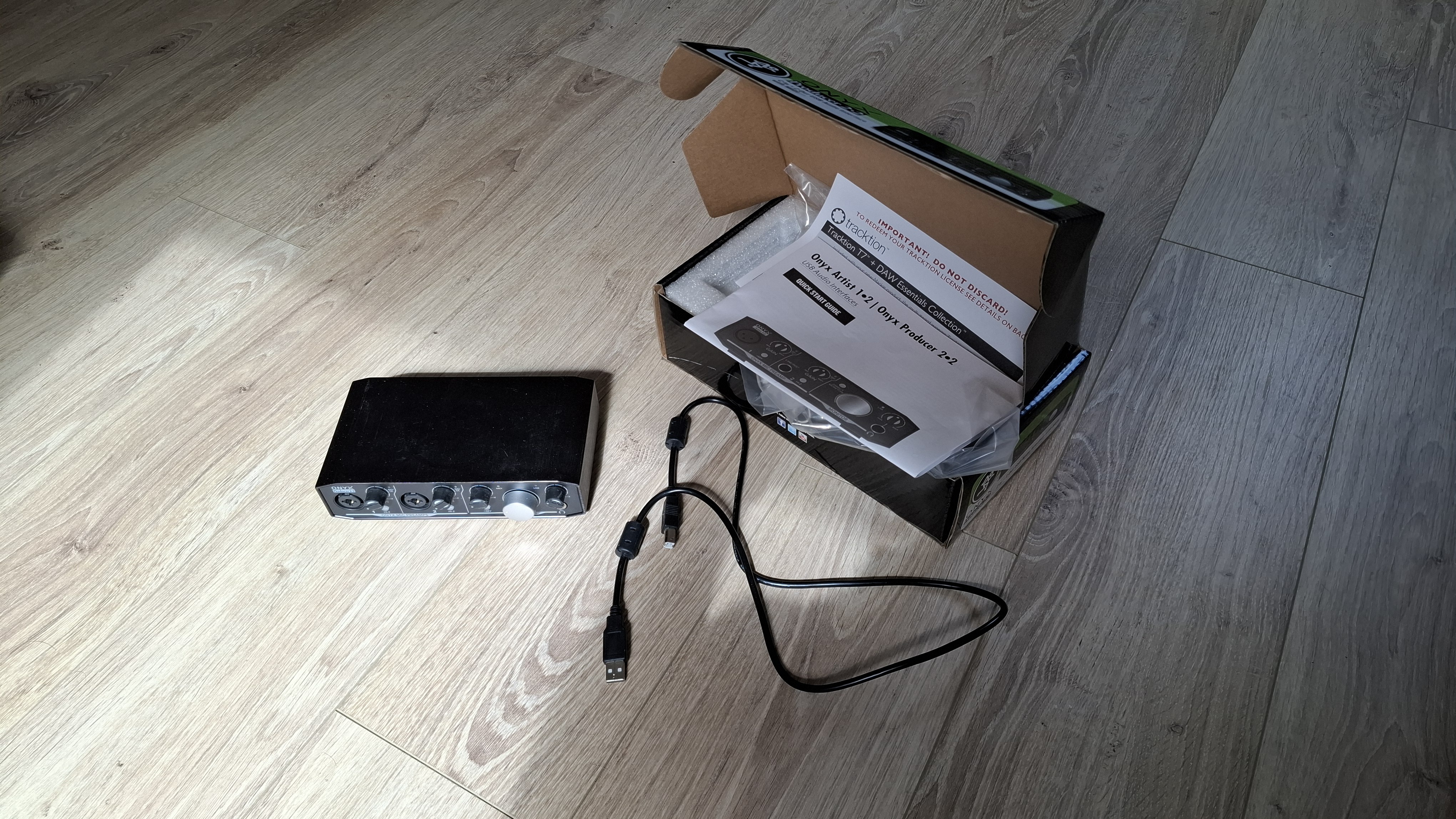Vends Mackie Onyx Producer 2-2