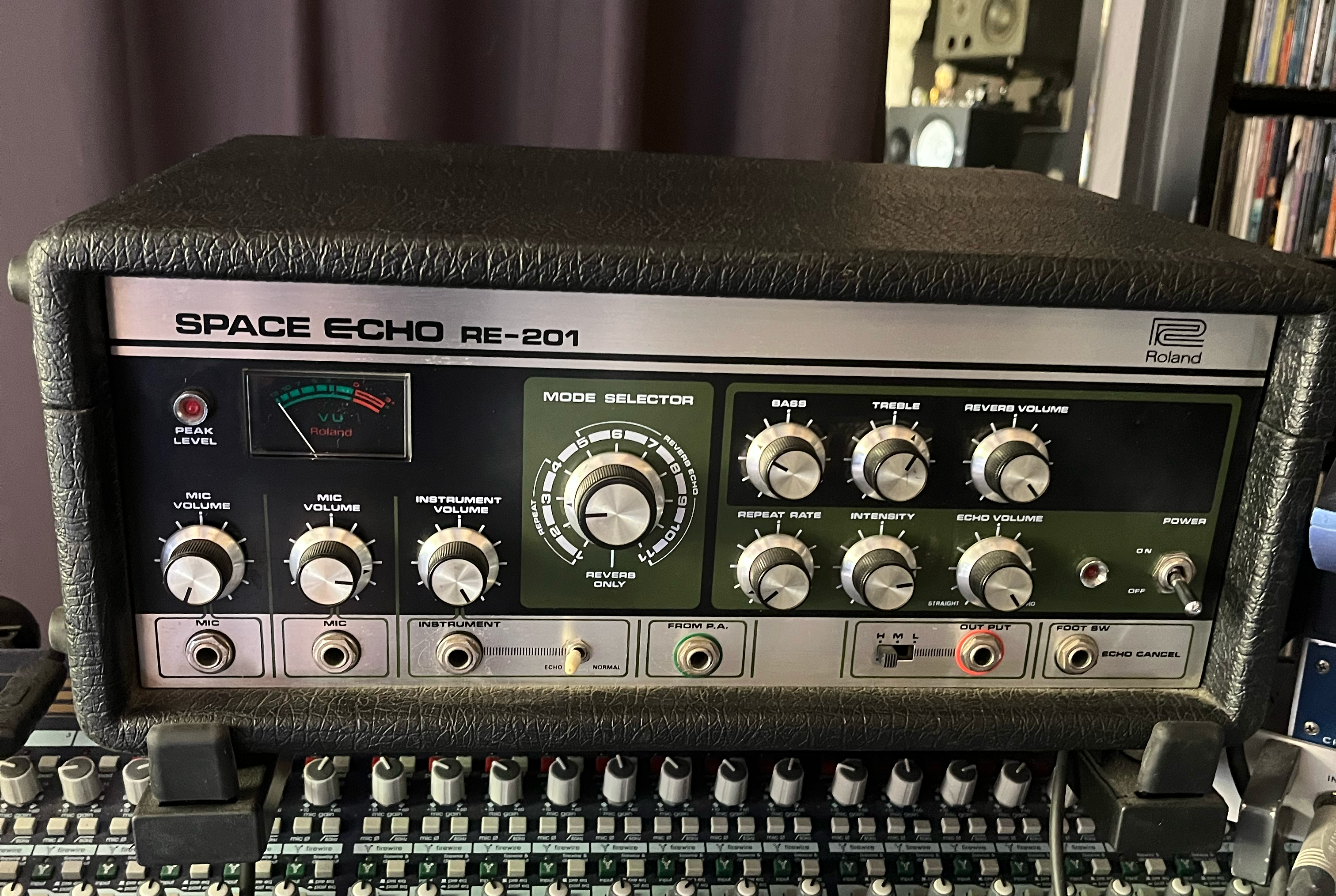 Roland Space echo RE-201