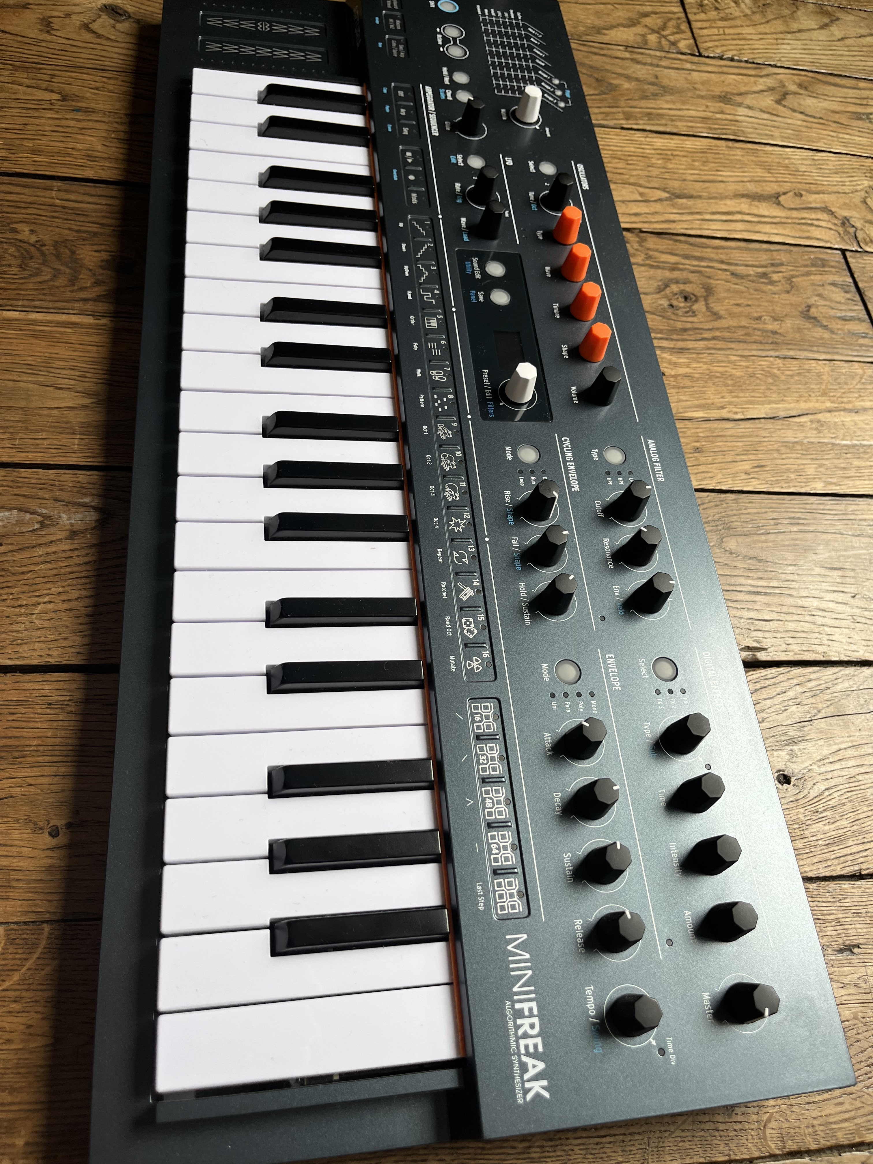Arturia MiniFreak (53743)