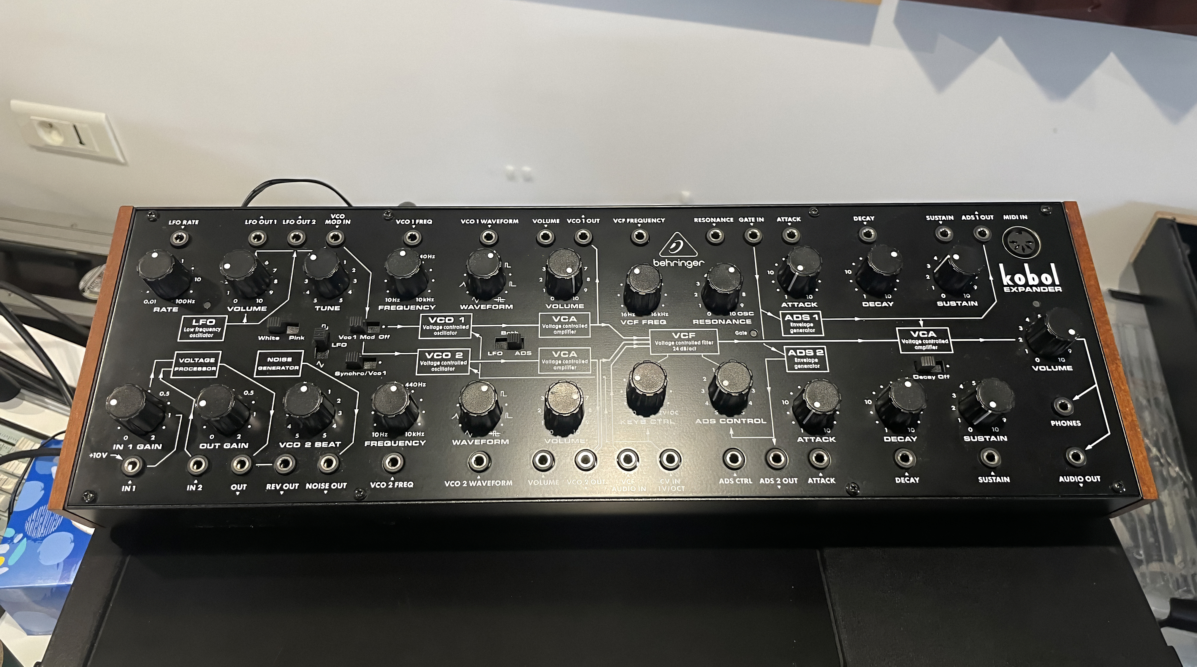 Behringer Kobol Expander