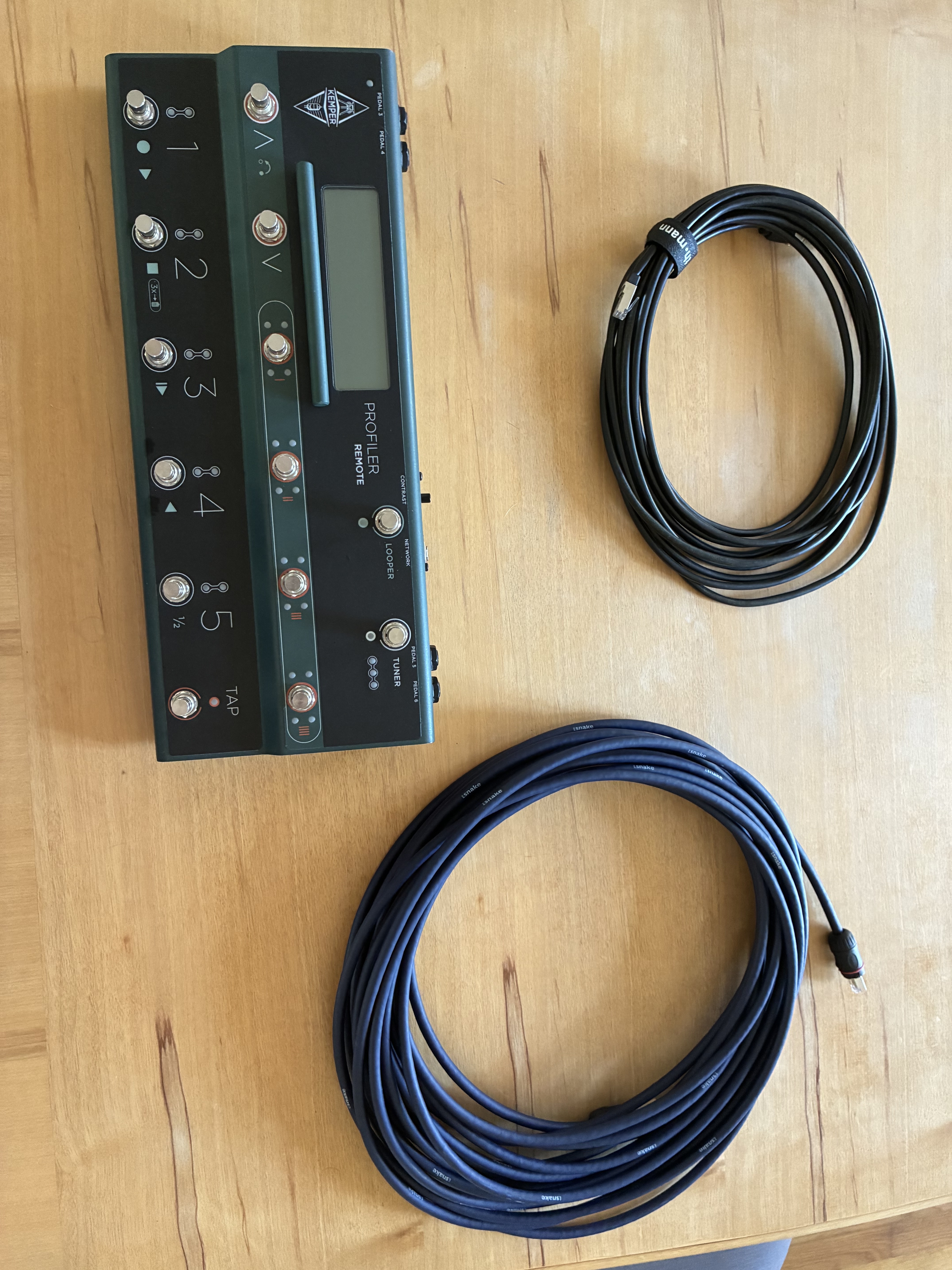 Kemper Profiler Remote — état très bon — câble d'origine + câble Cat5e 15m