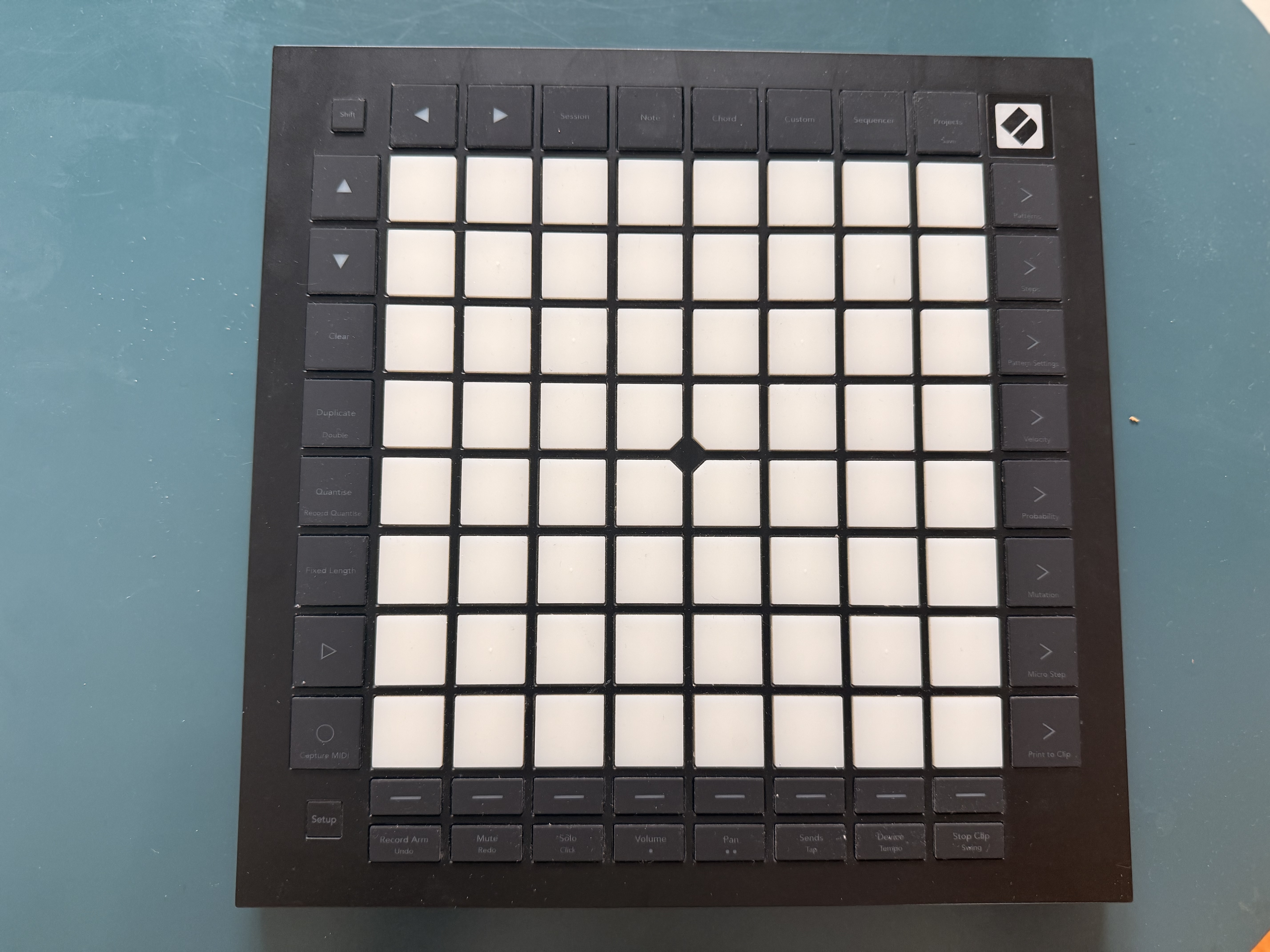 Vends novation launchpad pro mk3