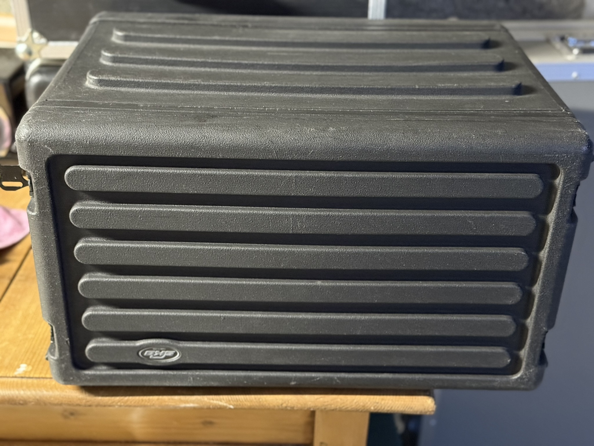 Rack SKB 6U 19" – Flight case rigide