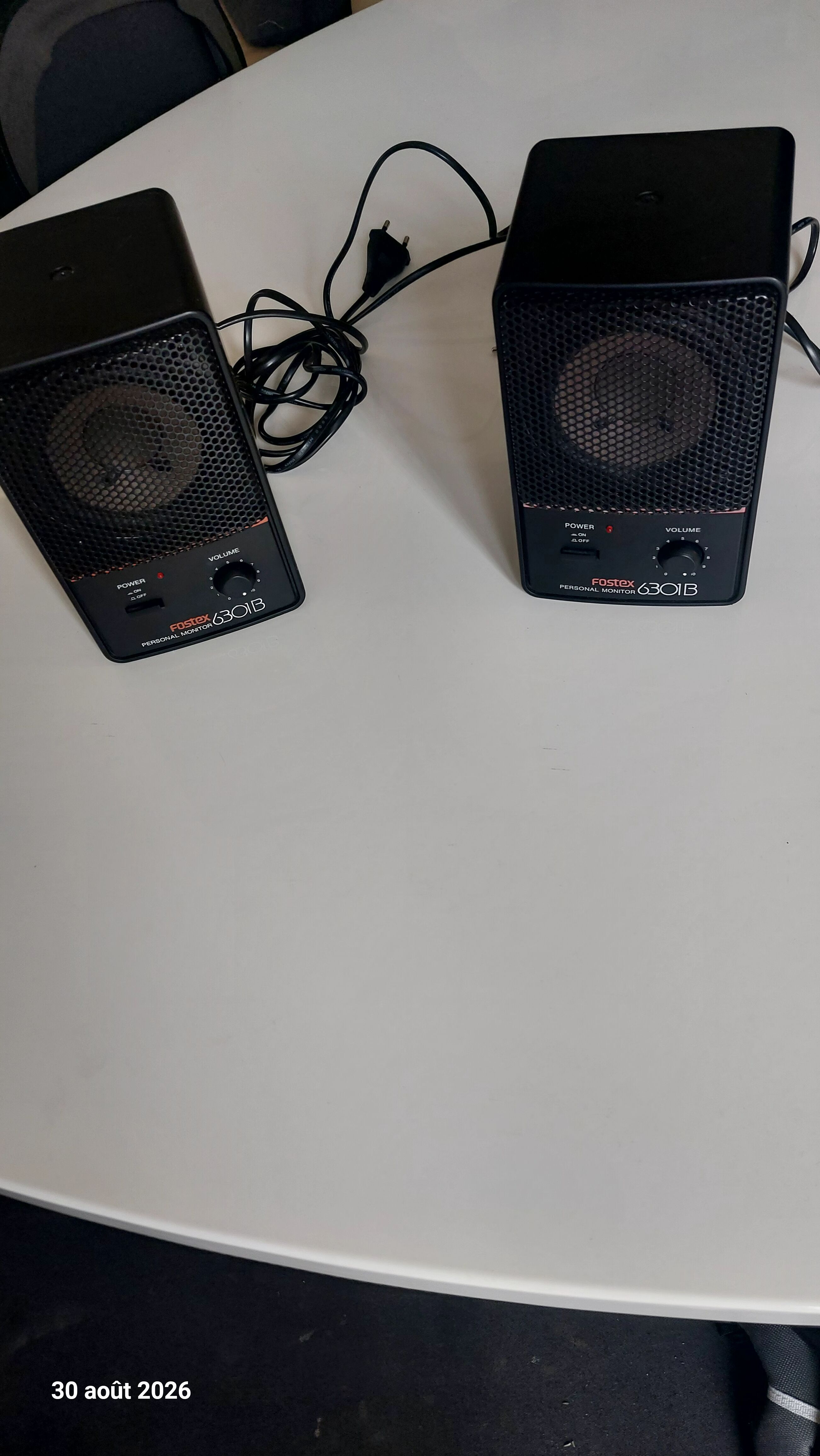 Vends  paire de hp Fostex 6301BX 