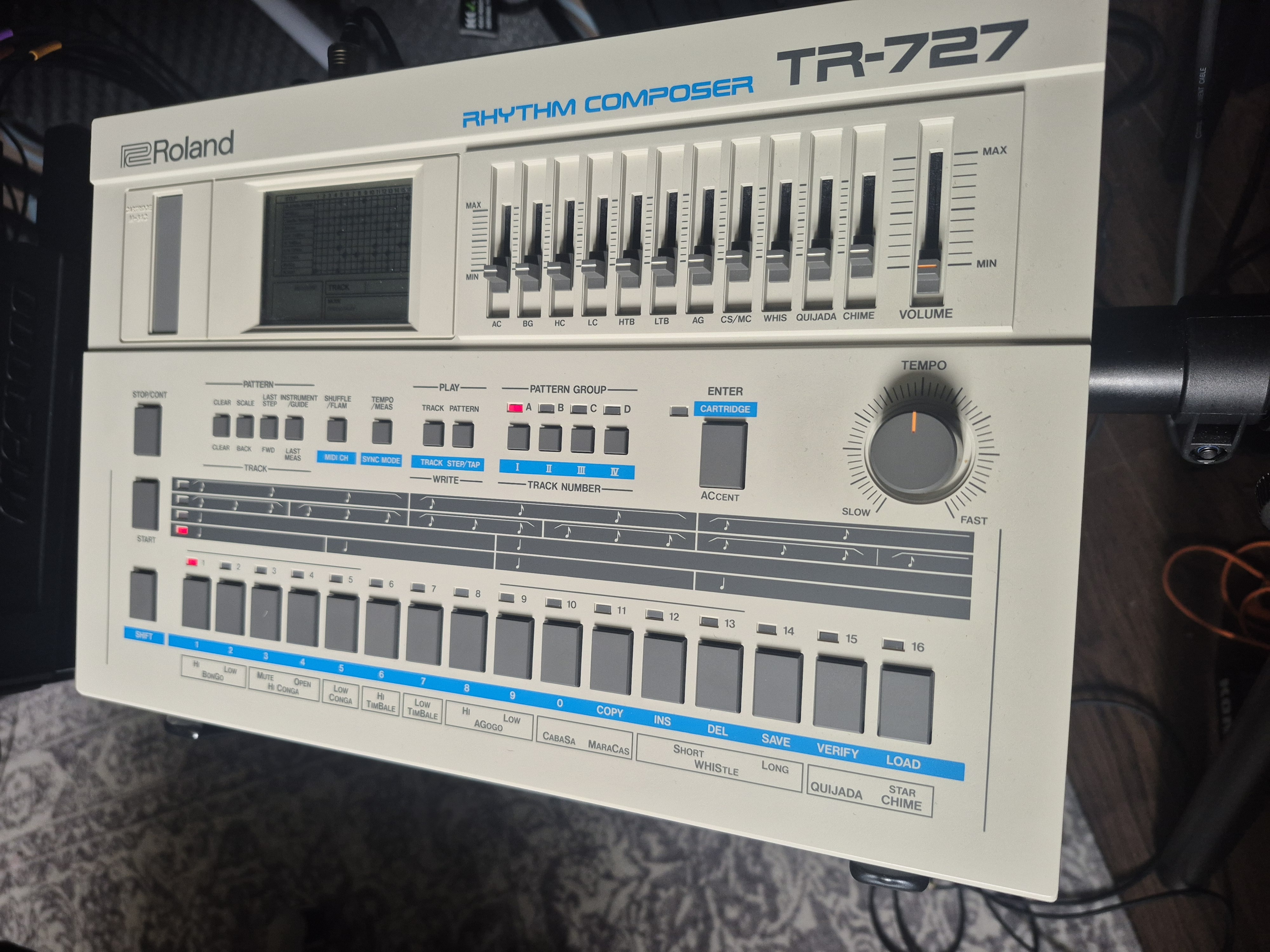 Roland TR-707 (2002)