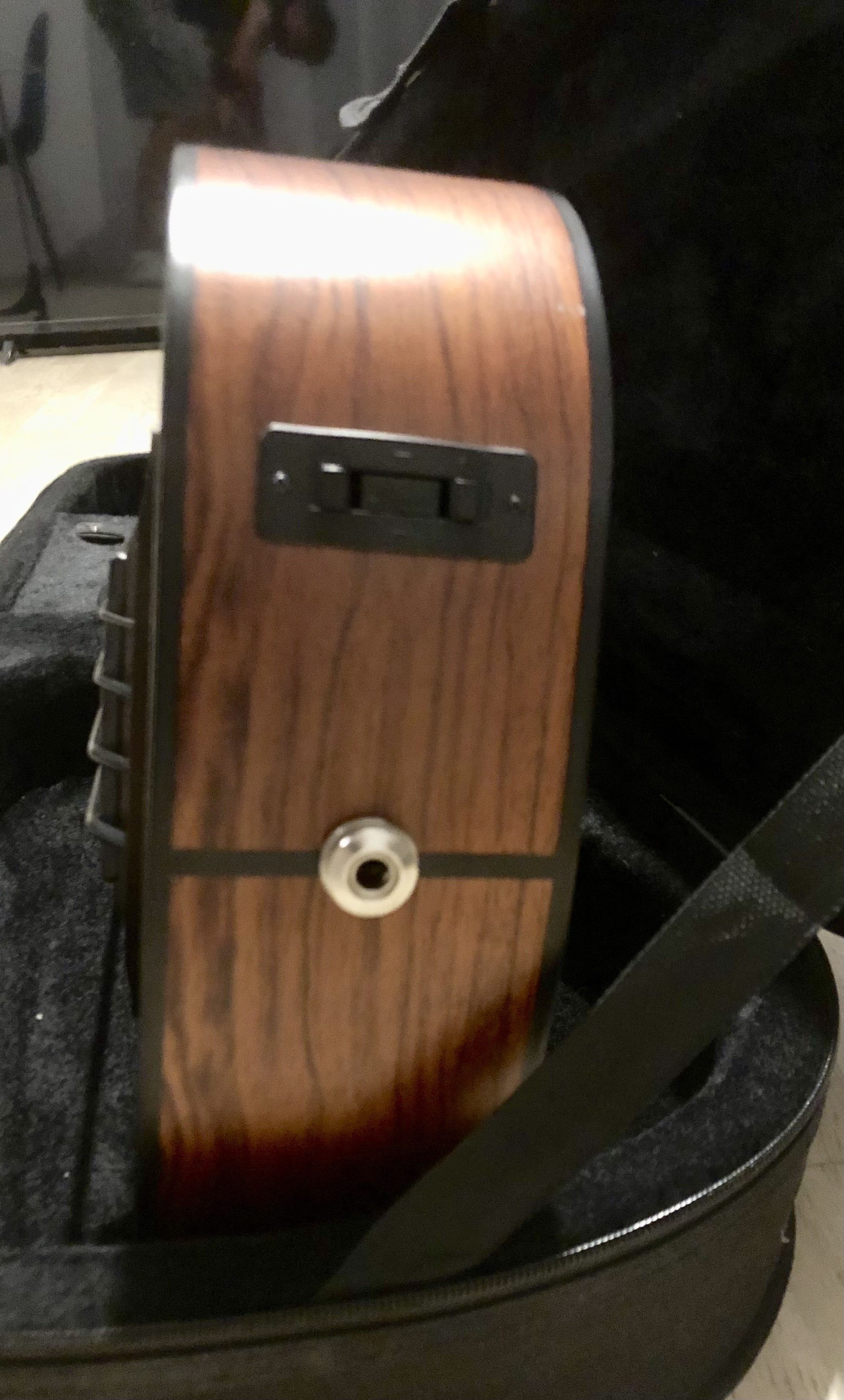 Kala UBASS-EM-FS Exotic Mahogany U-Bass (1406)