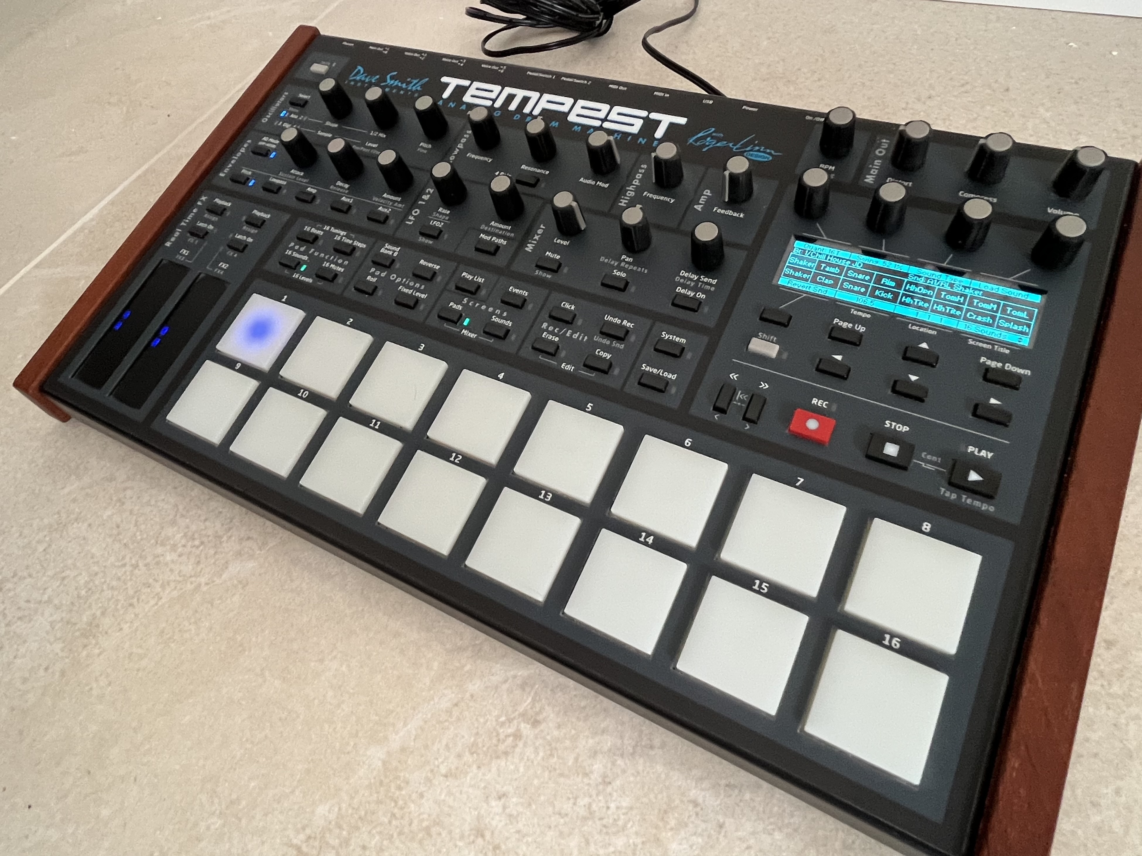 Dave Smith Instruments Tempest (48408)