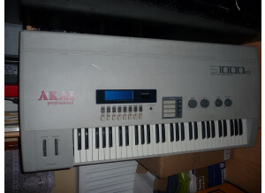 Akai S1000KB (23639)