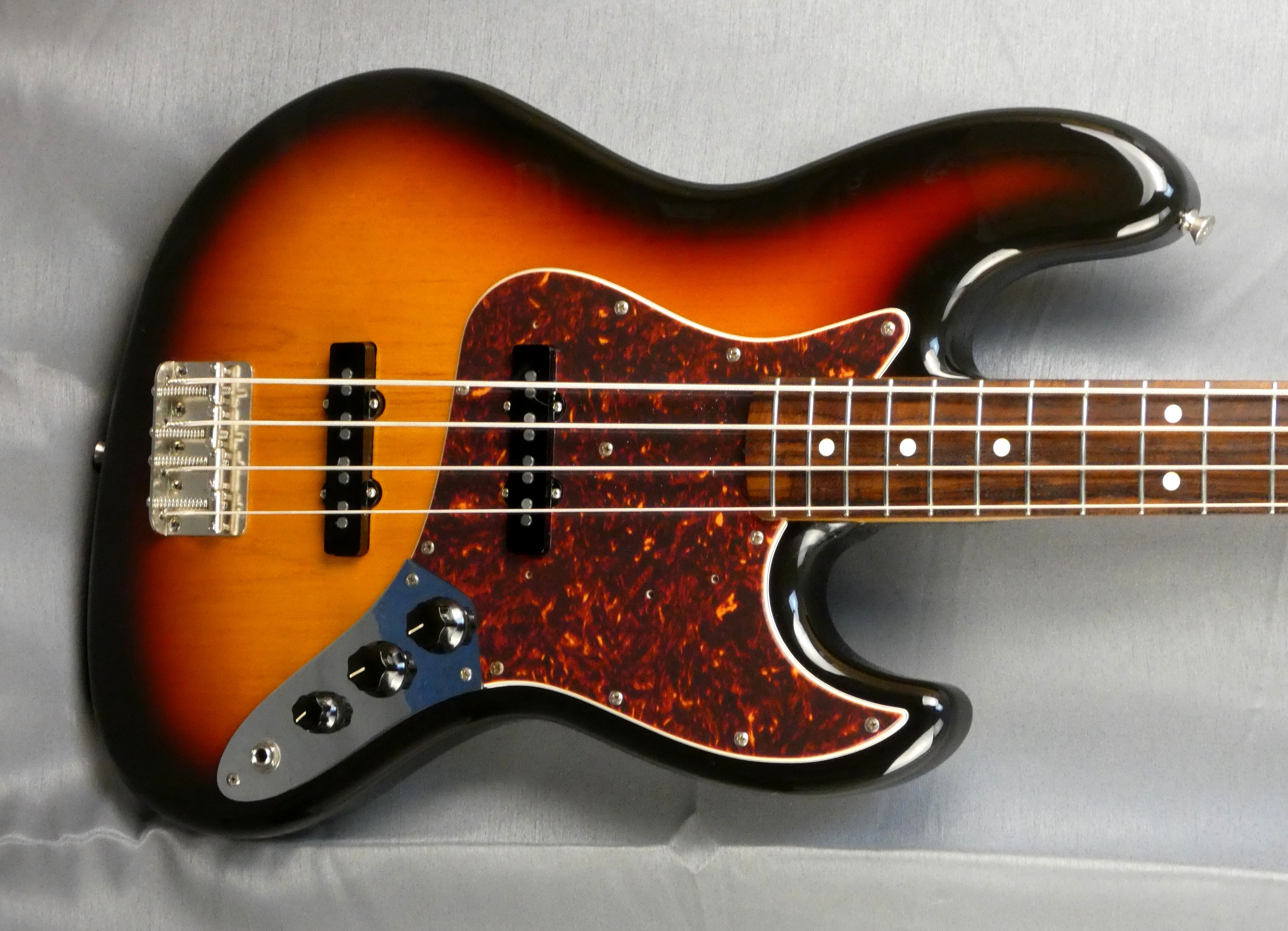 fender jazz bass JB65-115NR 3ts 1998 limited edition Noël REDDING japon japan import (3)