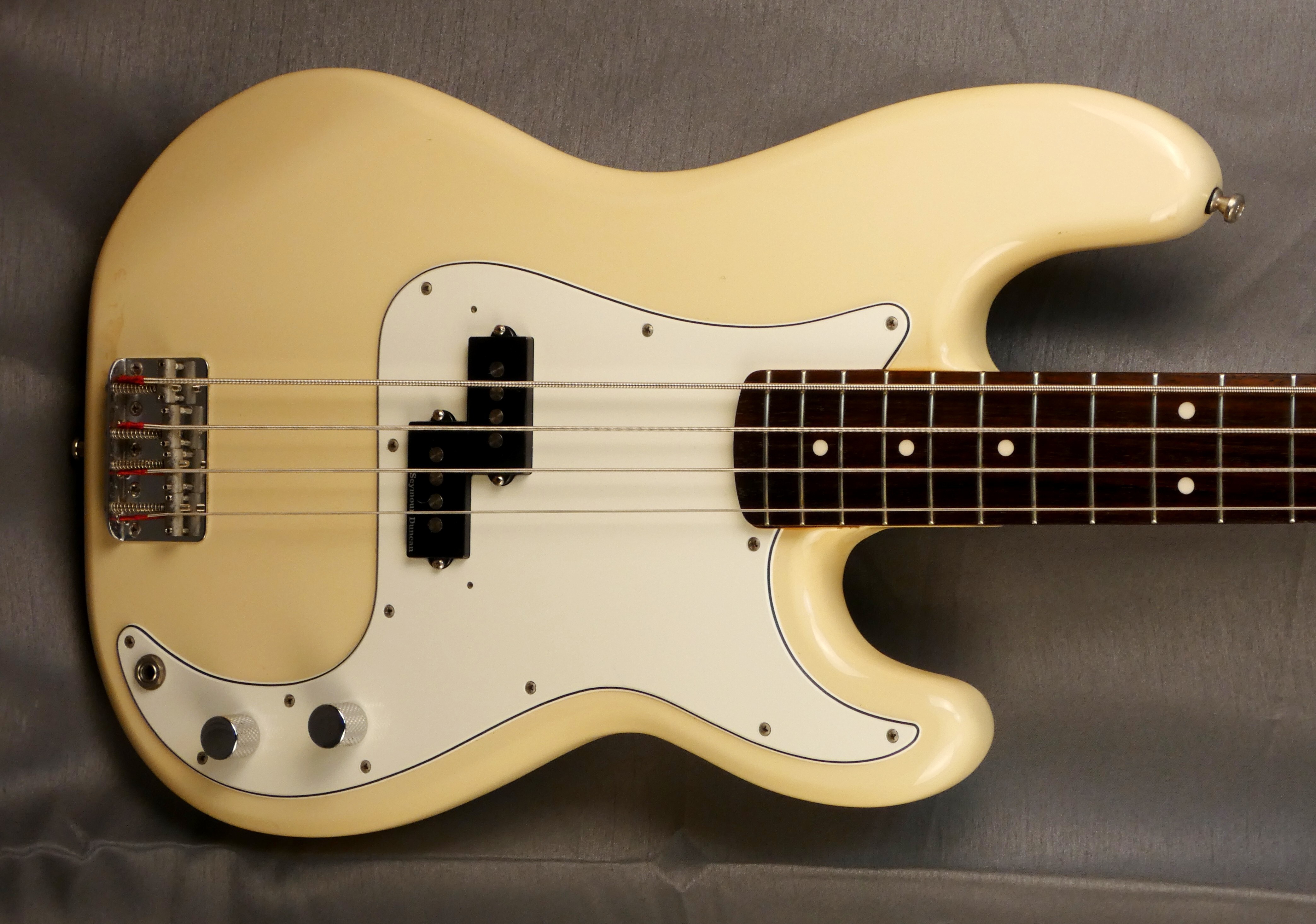 fender precision bass pb-62 vwh japon japan (19)