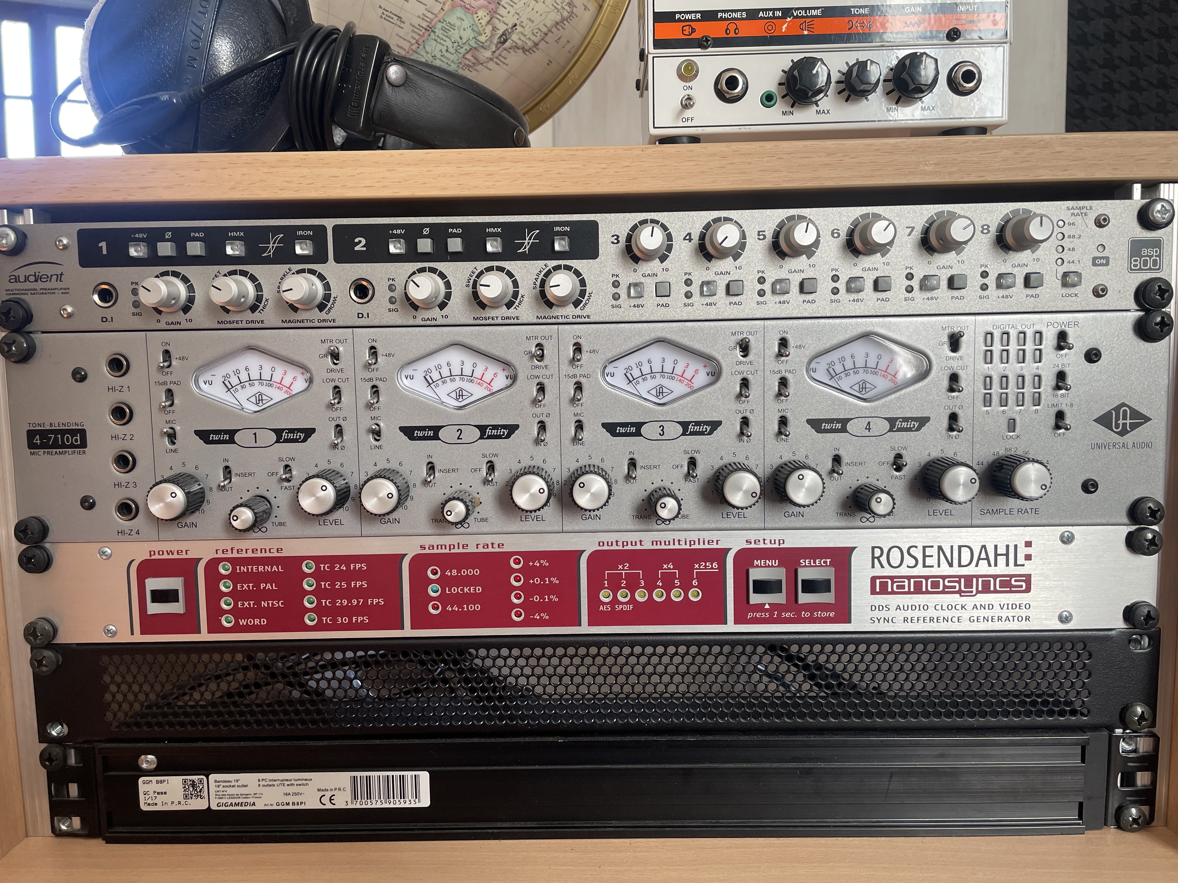 Universal Audio 4-710D très bon état