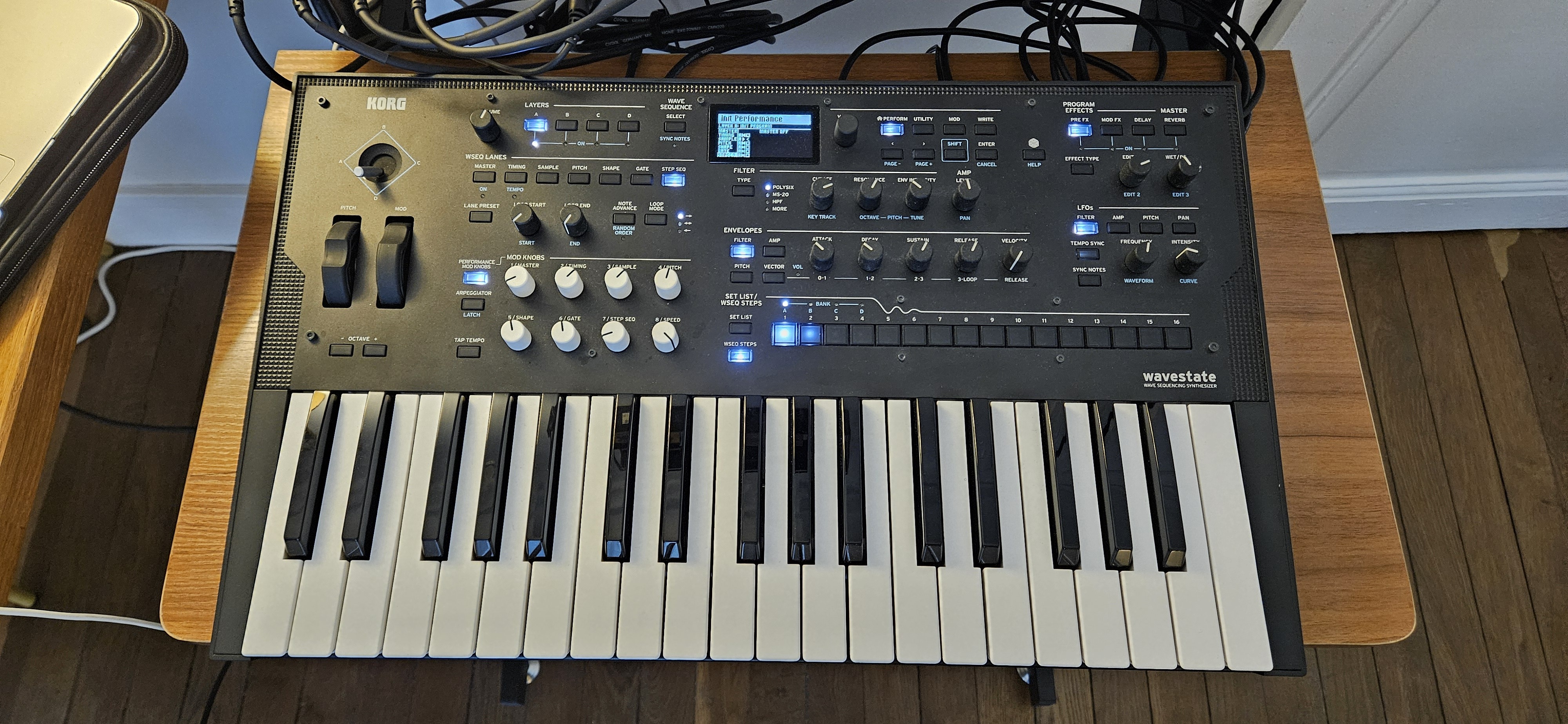 Korg Wavestate 