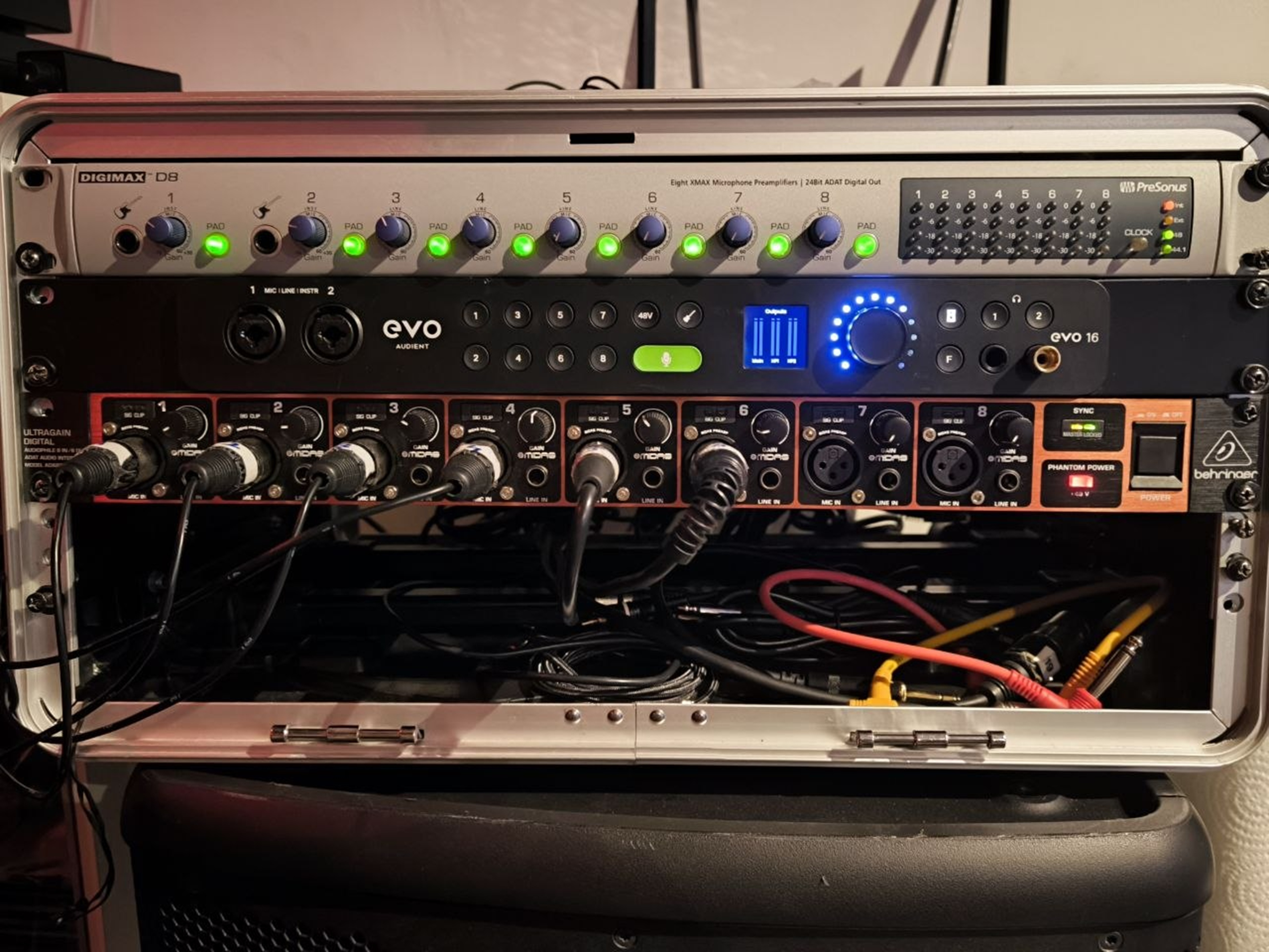 Studio 24 pistes numeriques