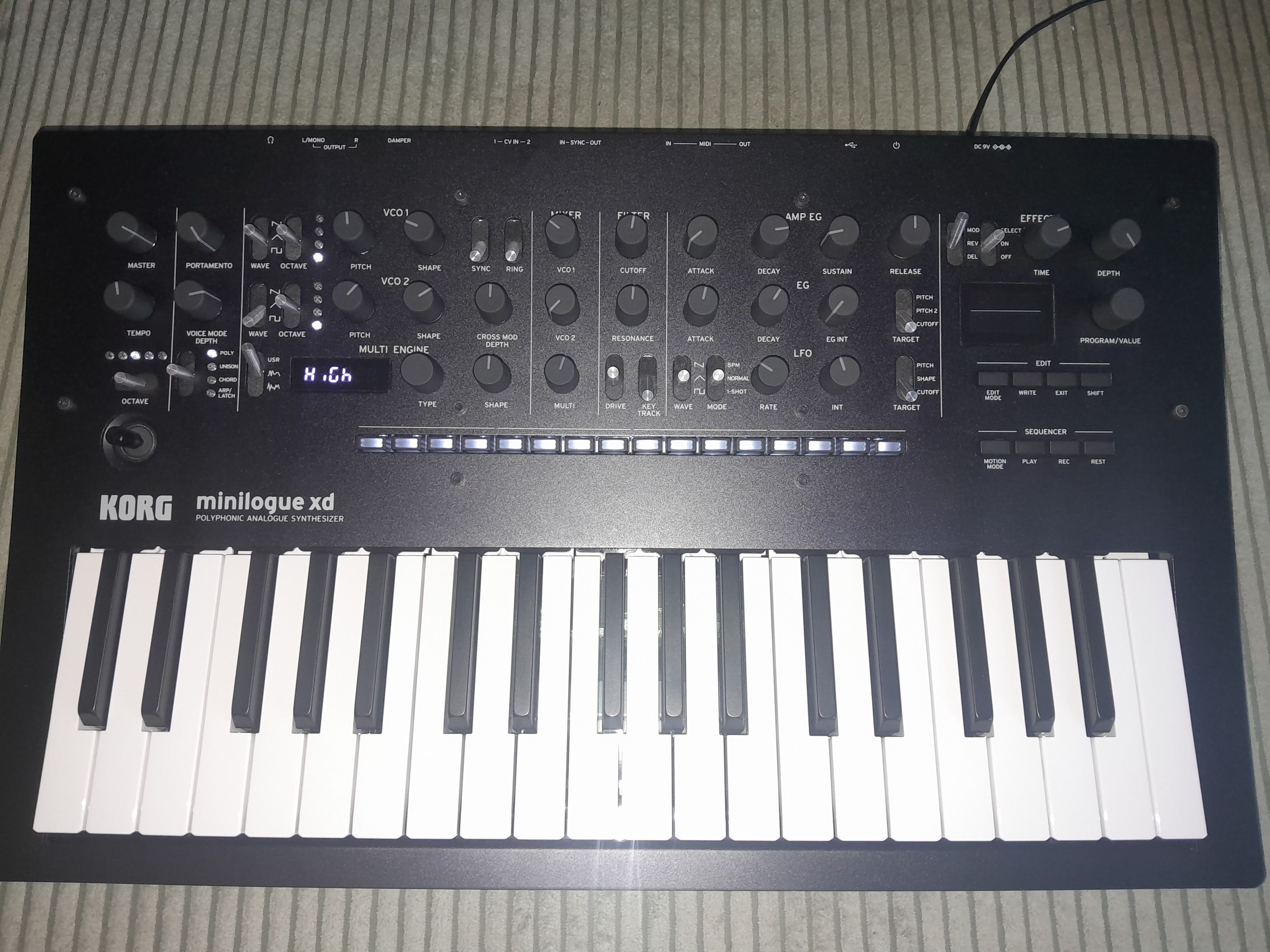 Vend Korg Minilogue XD état neuf