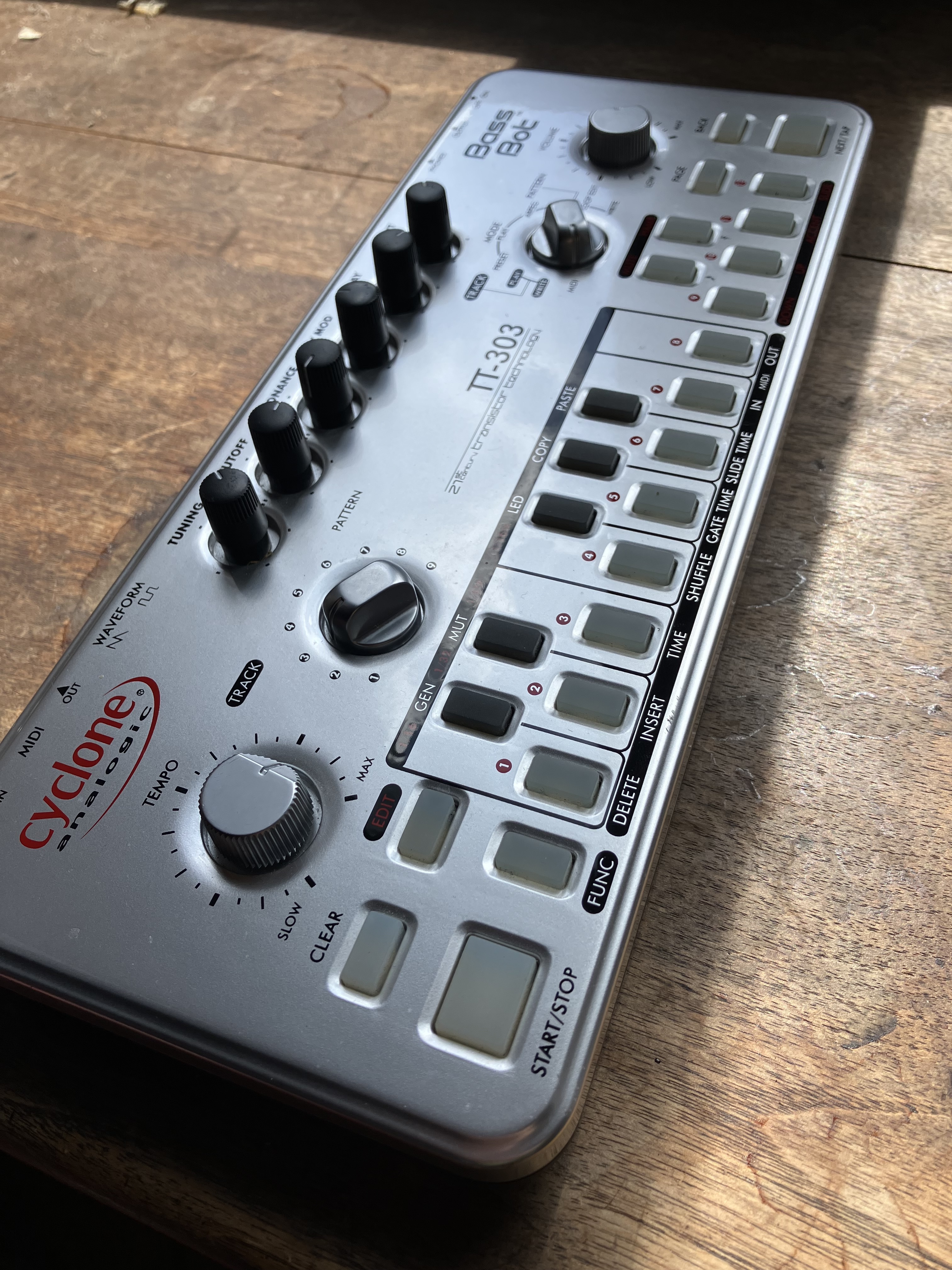 TT-303 v2