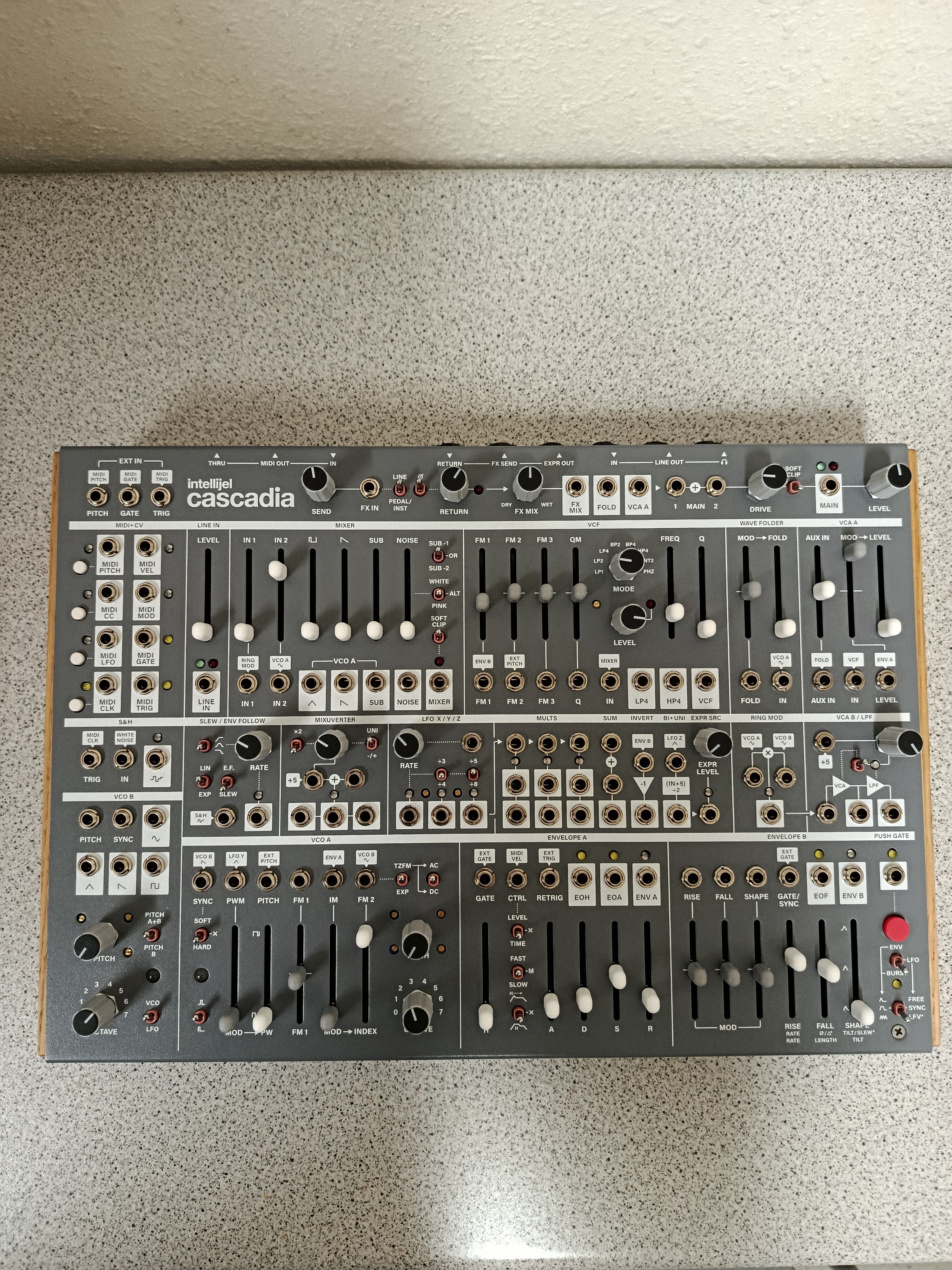 Intellijel Cascadia