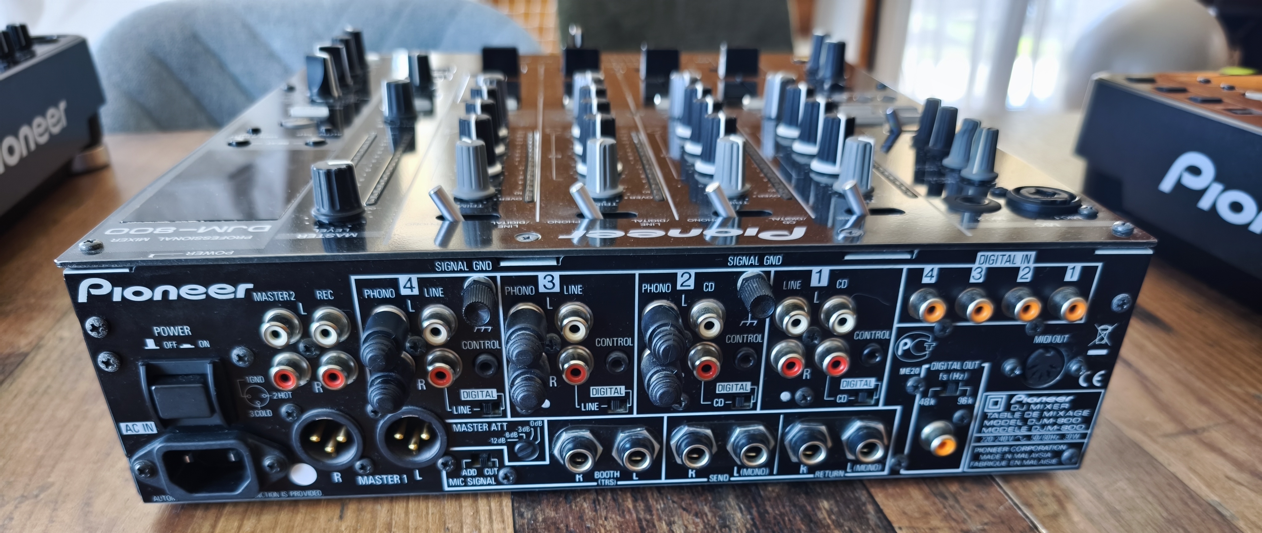 Pioneer DJM-800 (78325)
