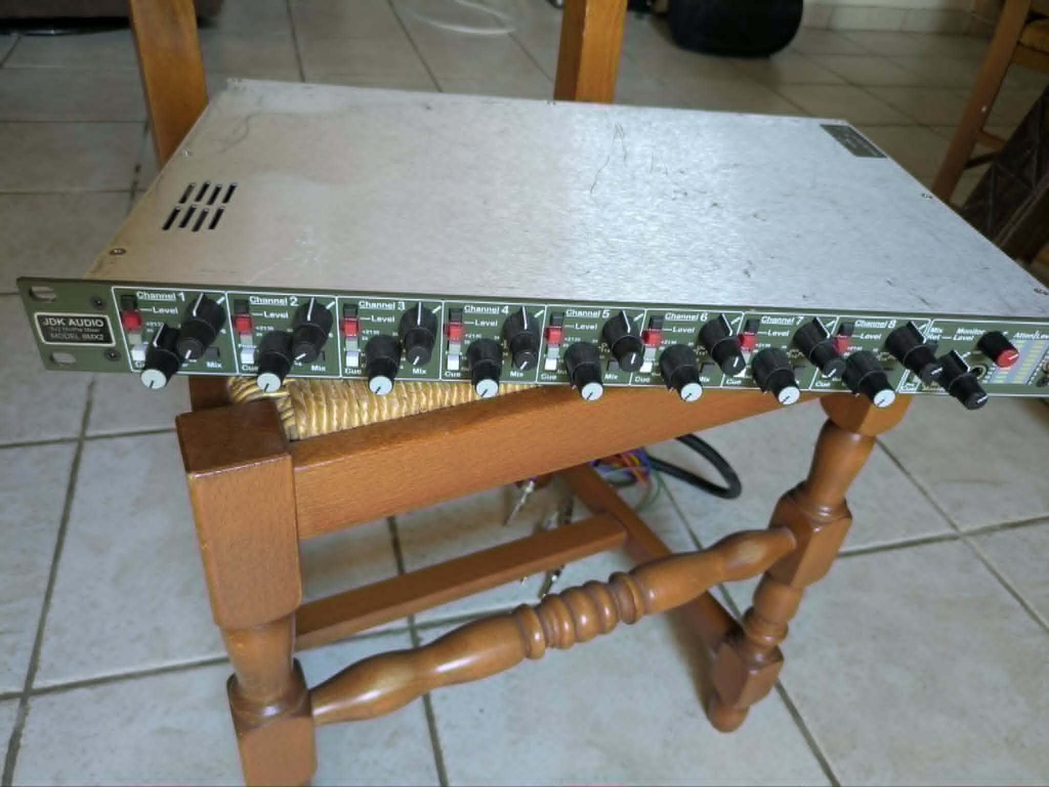 Jdk Audio 8MX2