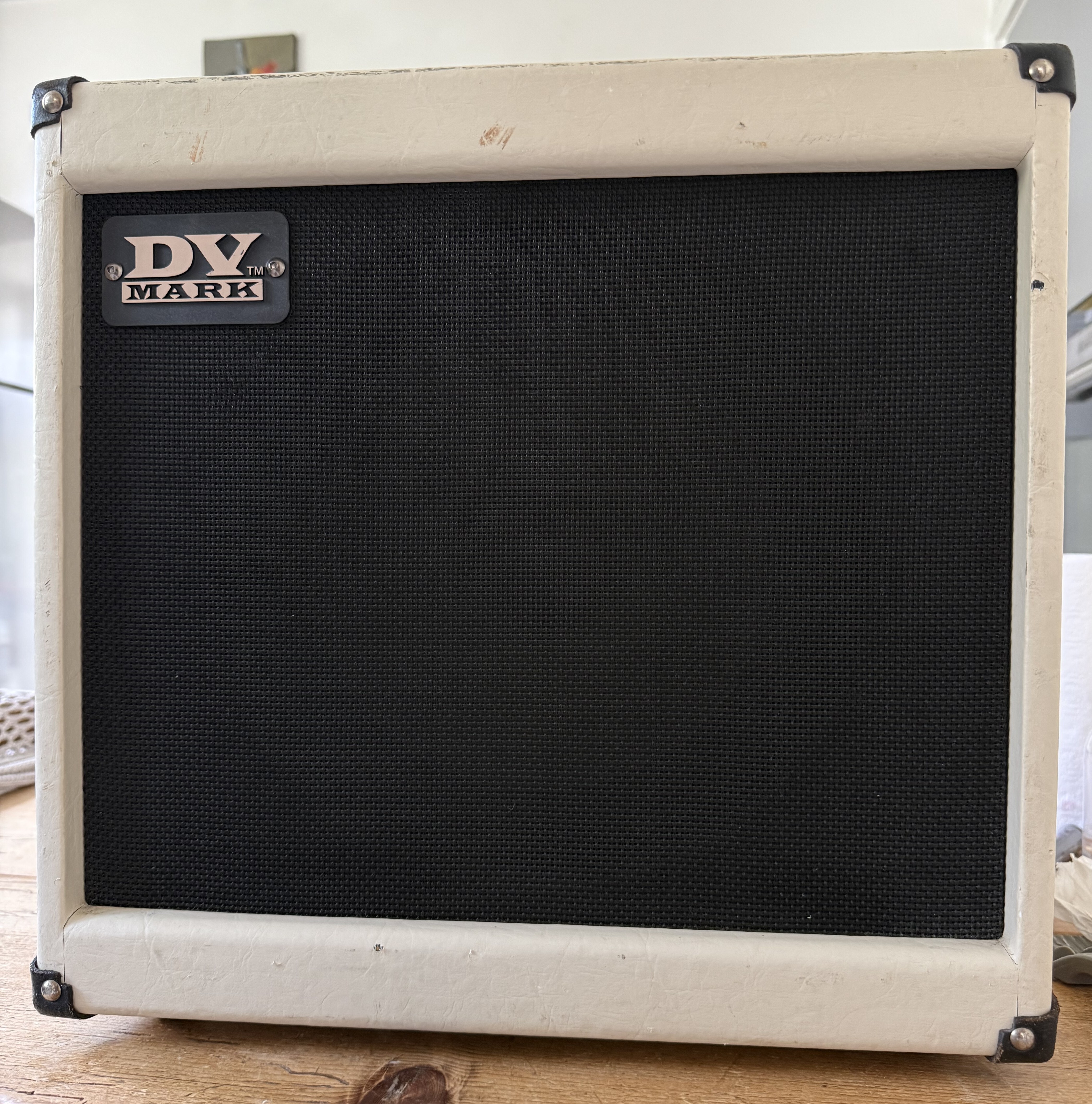 A vendre : Ampli guitare DV MARK modèle DV Jazz 12