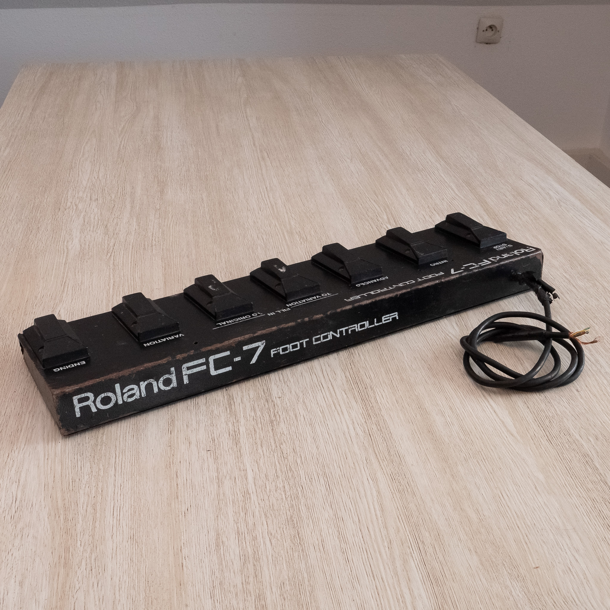Roland FC-7 6
