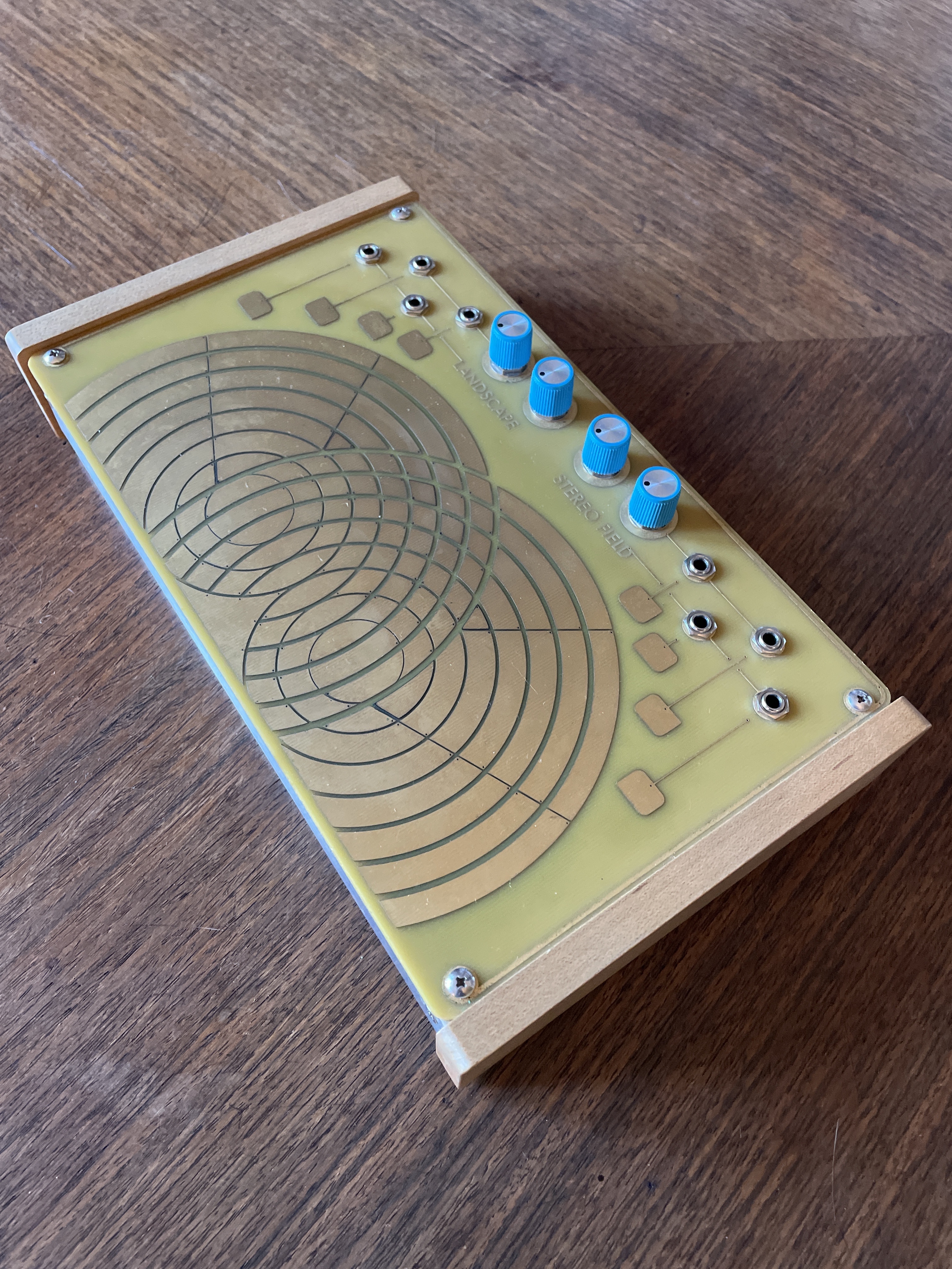 Vend Landscape Stereo Field