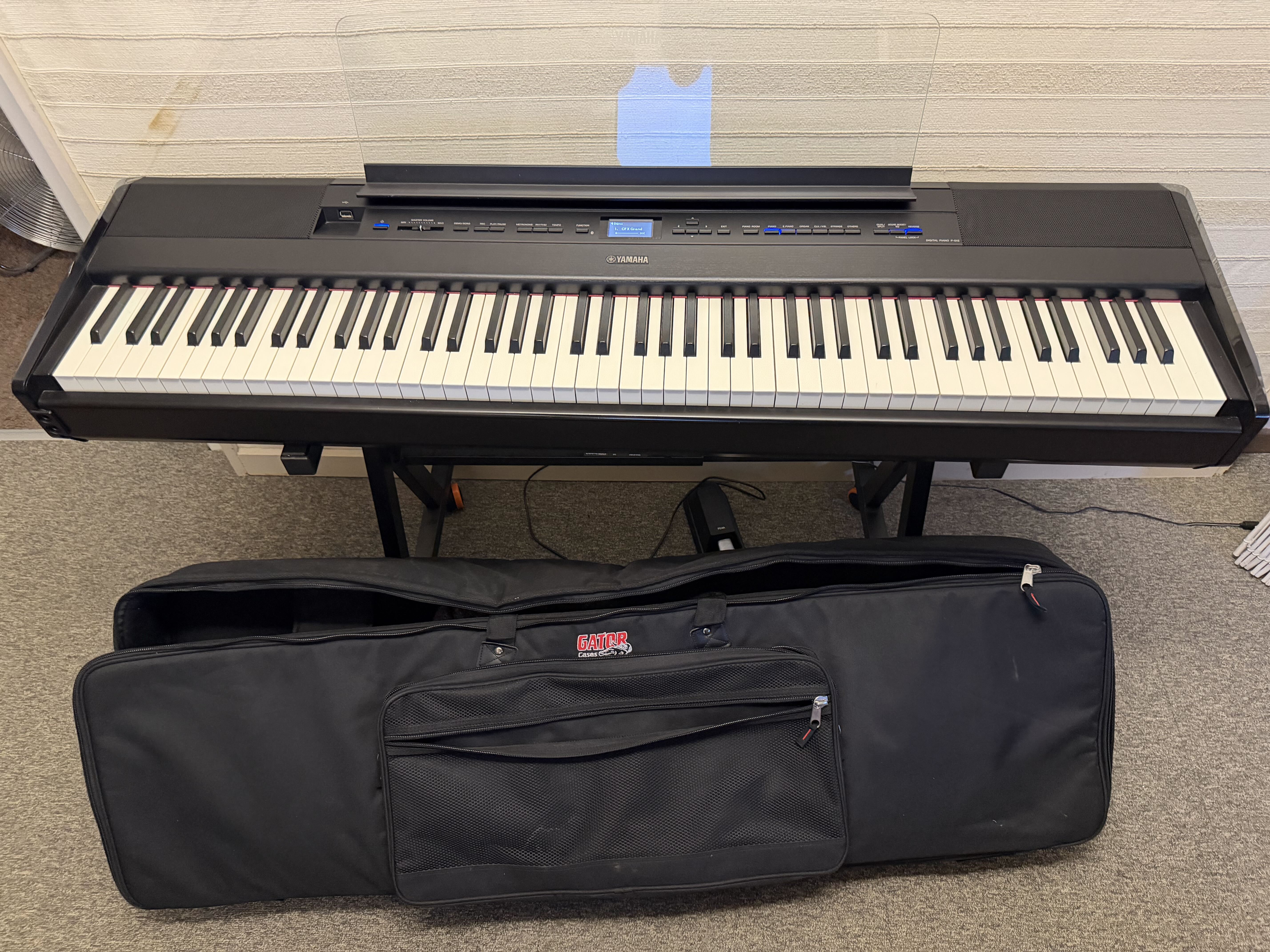 A vendre Yamaha P-515
