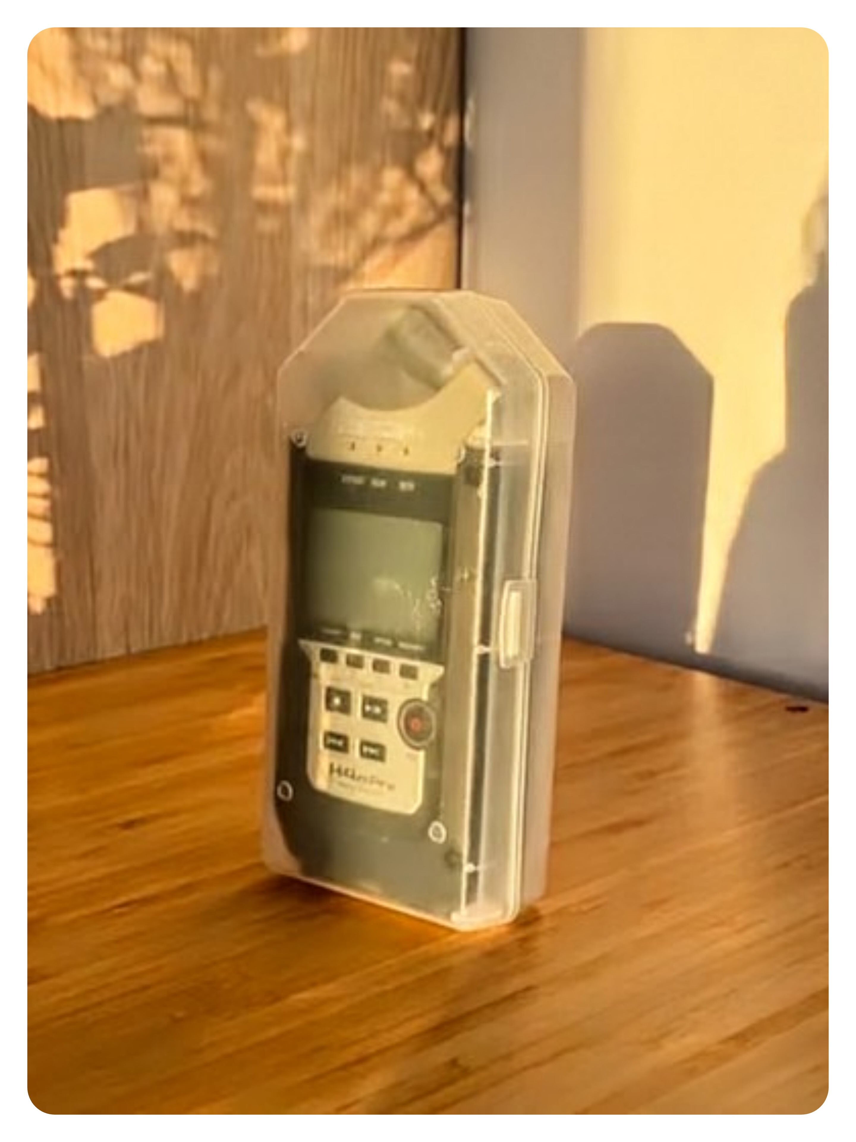[VENDS] Zoom H4n Pro Black + Pack Accessoires — État Neuf (Usage sédentaire ; Studio / ITW uniquement)