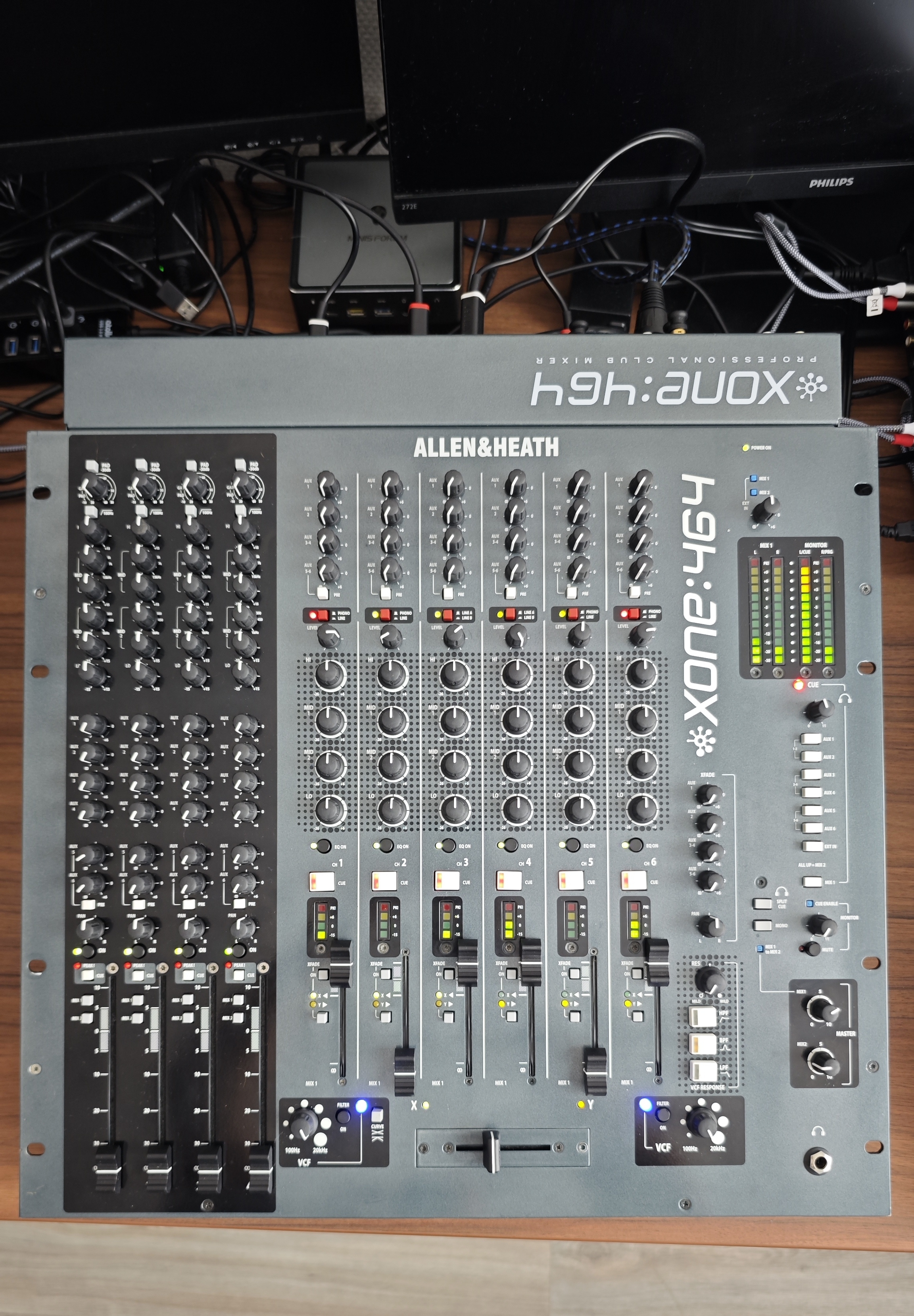 Xone 464 + Flightcase