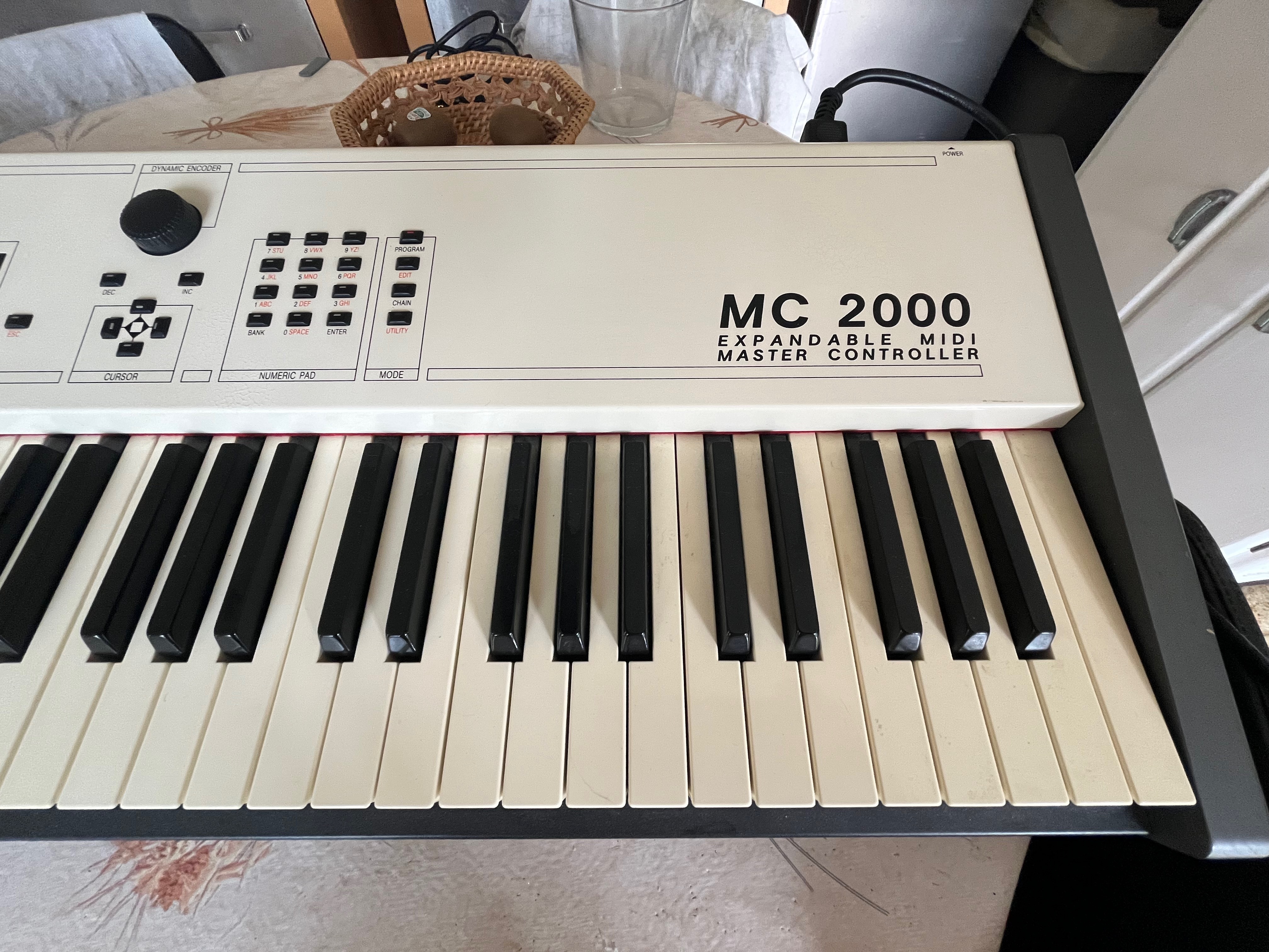 Oberheim MC 2000 (10536)