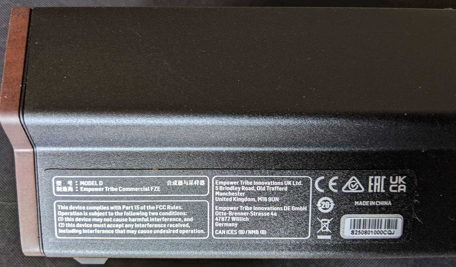 Behringer Model D (42159)