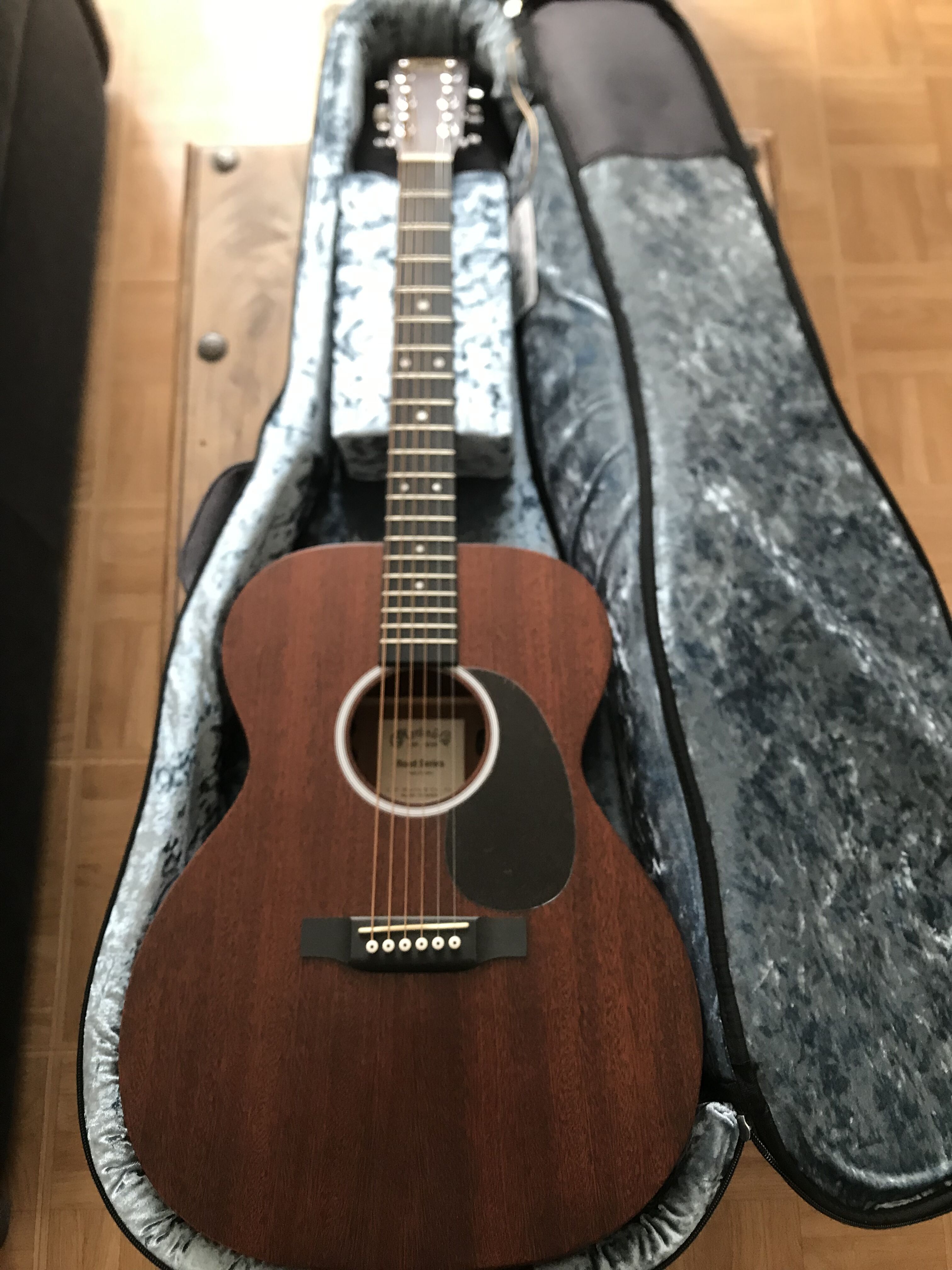 Guitare Martin 000-10E Sapele : 1ère main, facture OK, quasi neuve 