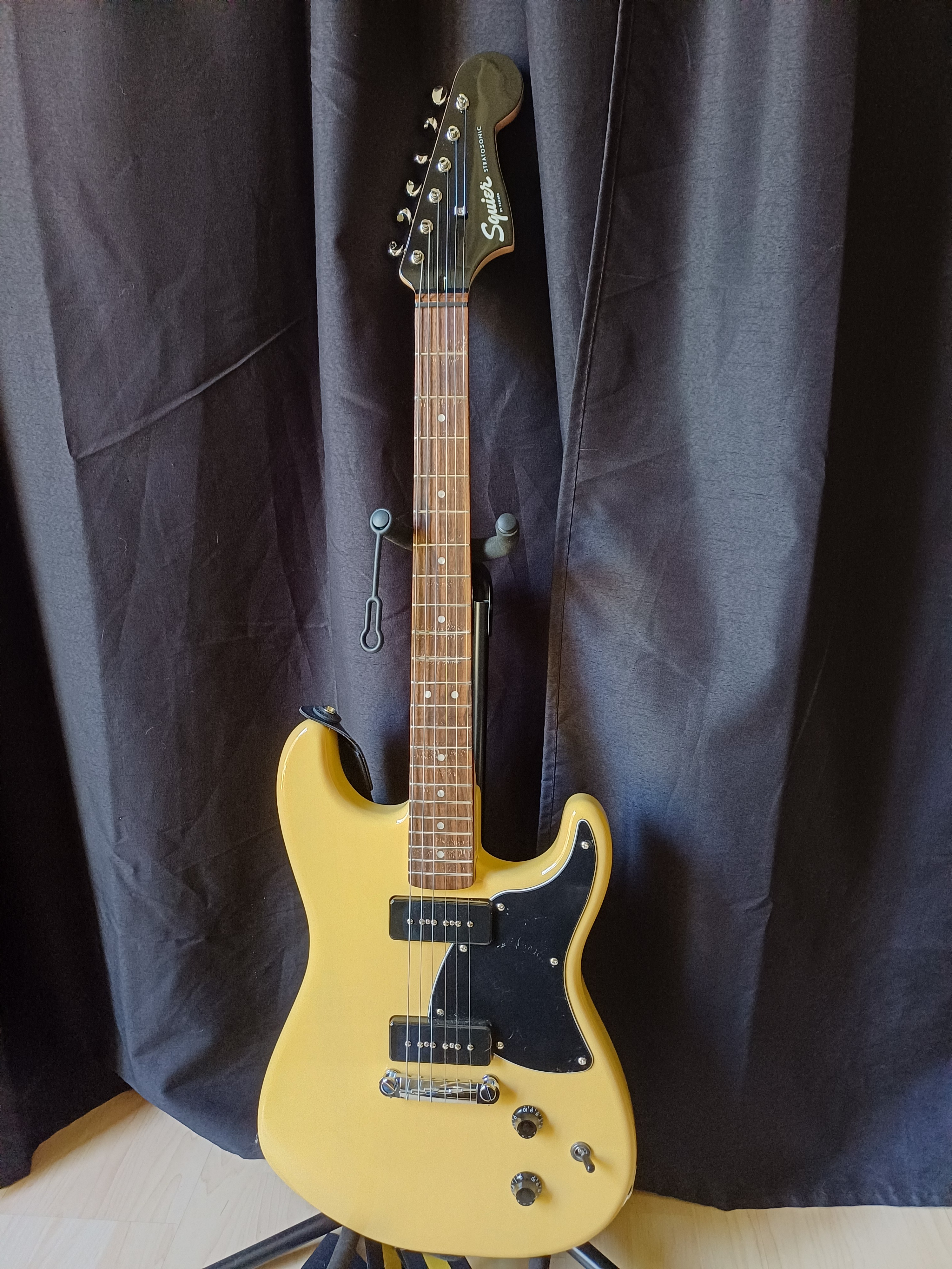  Squier Paranormal Stratosonic (Vintage Blonde)