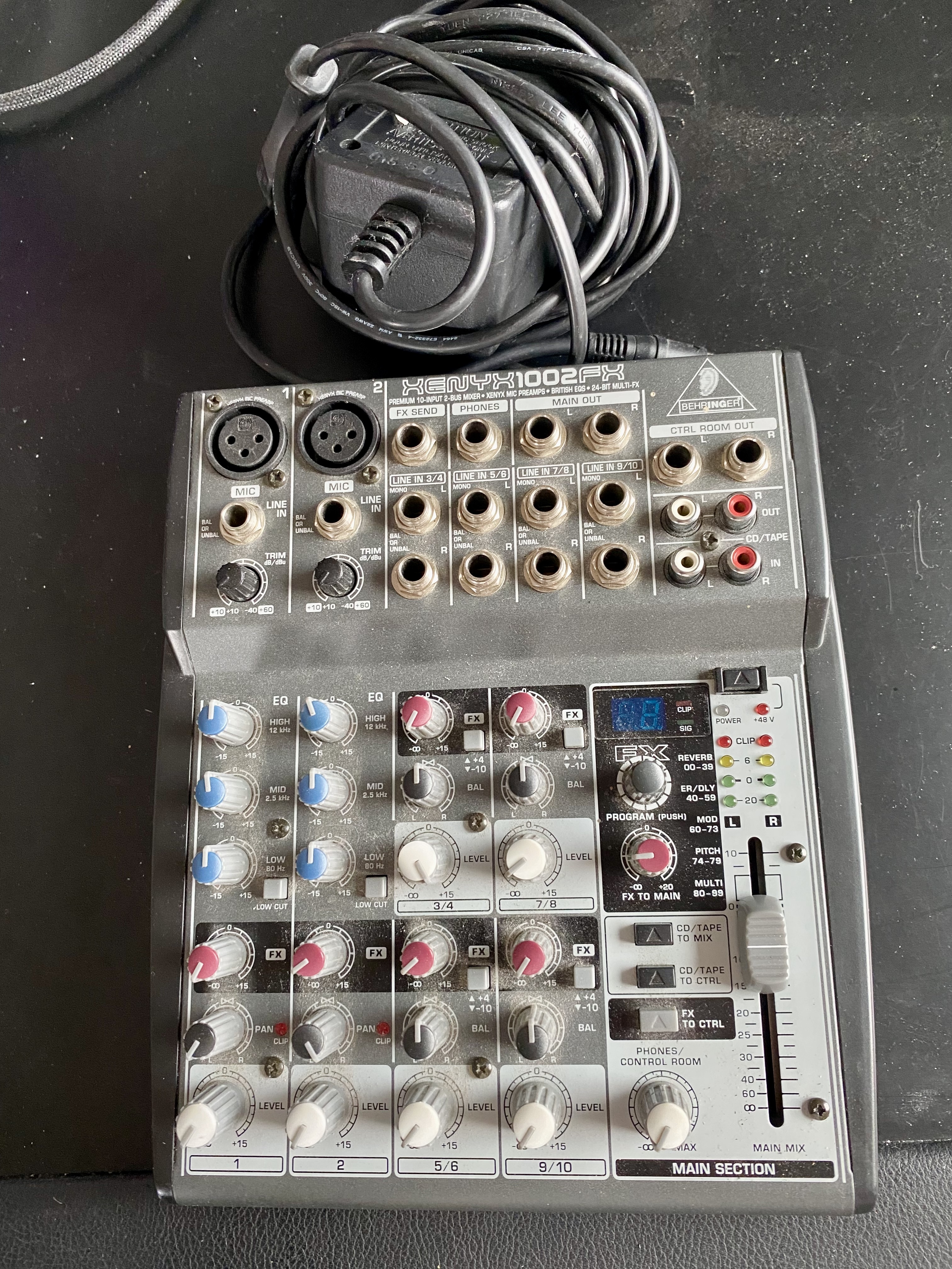 Vends table de mixage analogique Behringer Xenyx 1002FX