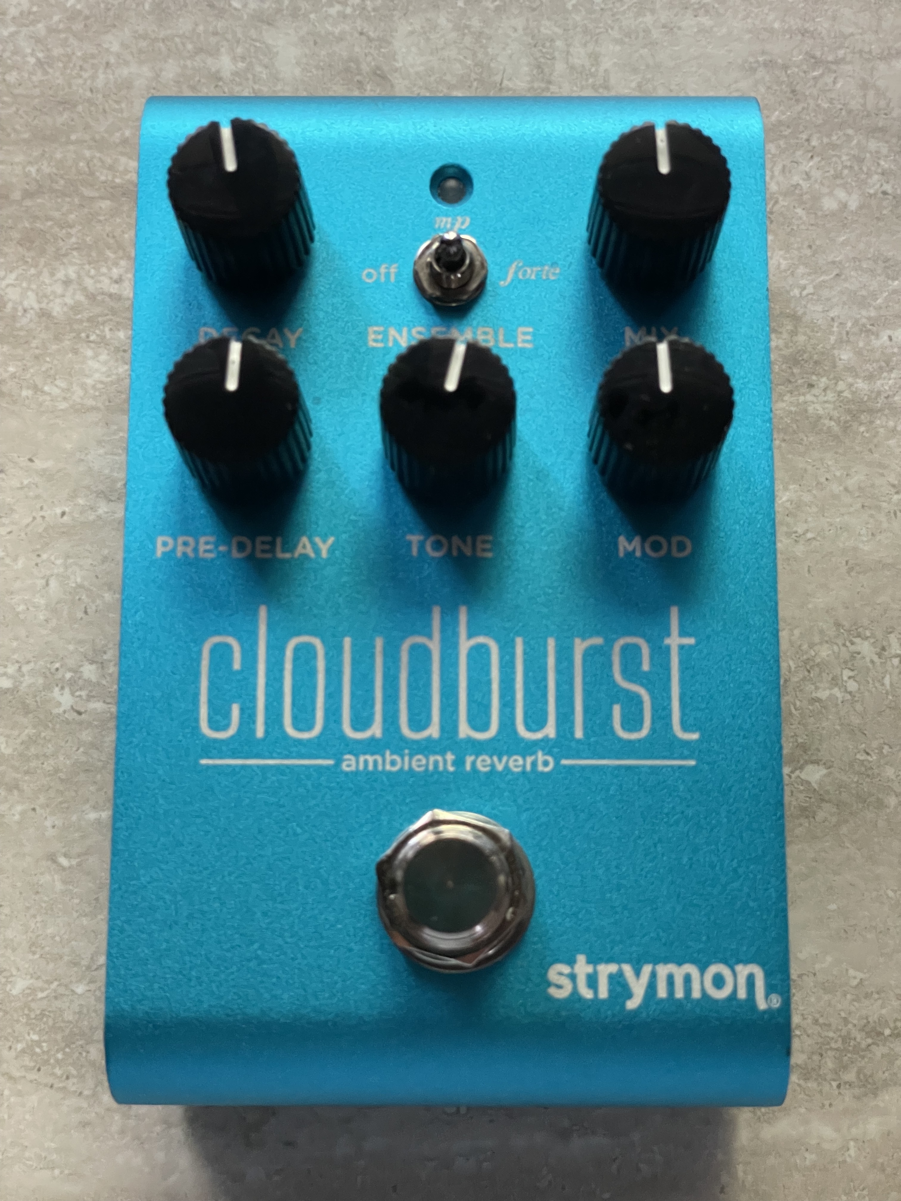 Vends Strymon Cloudburst