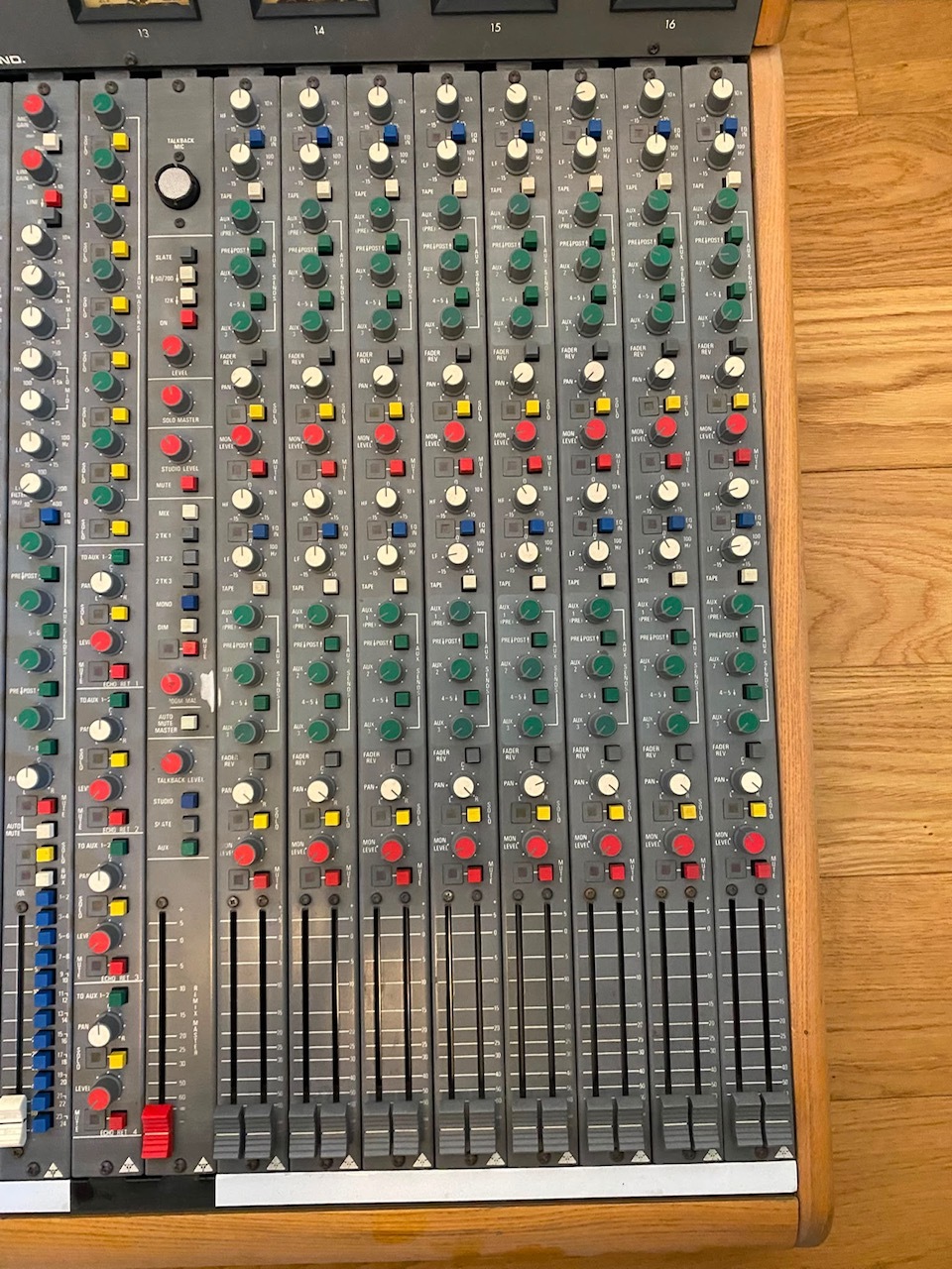 Trident Series 65 (31849)