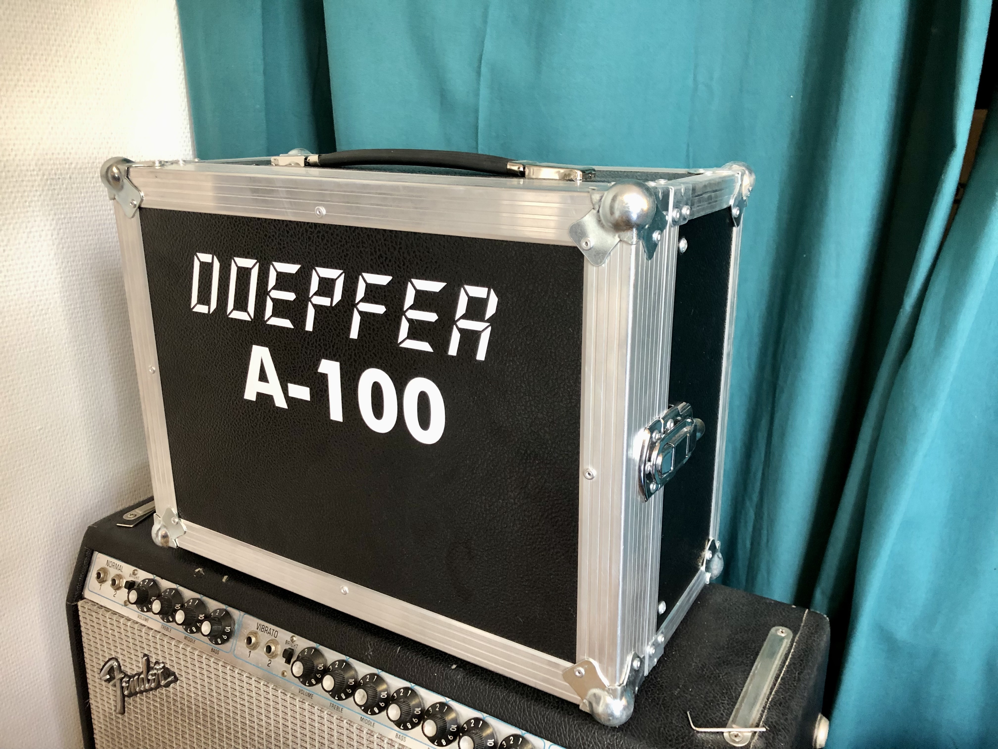 Case Doepfer et modules eurorack.
