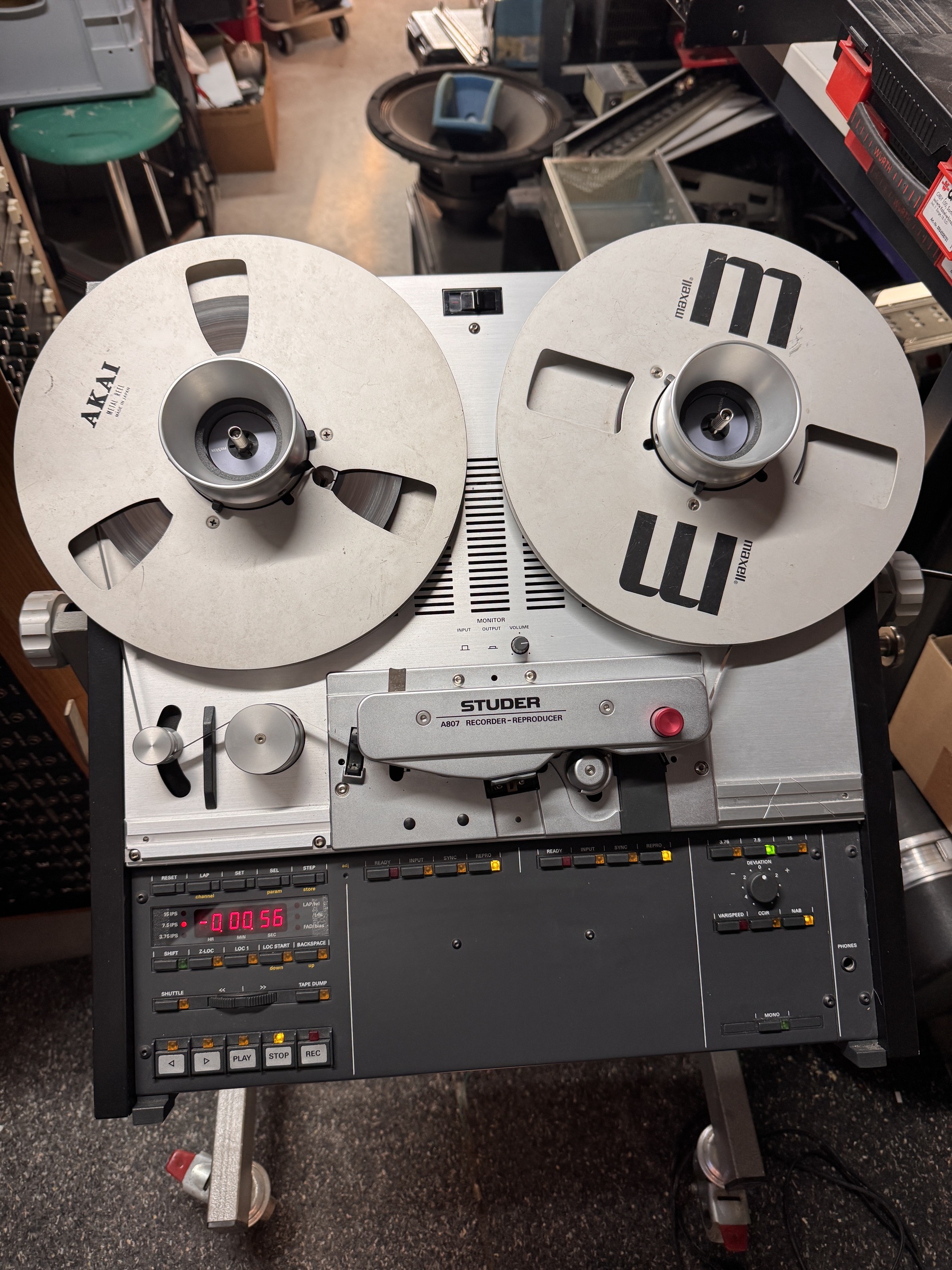 **À VENDRE – Studer A807 MK1 – Modèle 3 vitesses + chariot studio