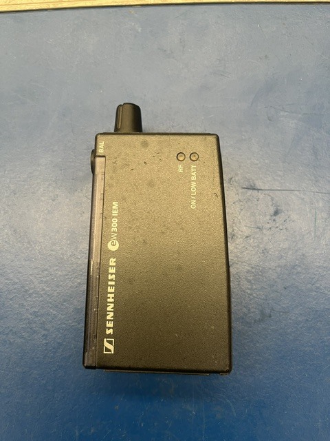 SENNHEISER EK300
