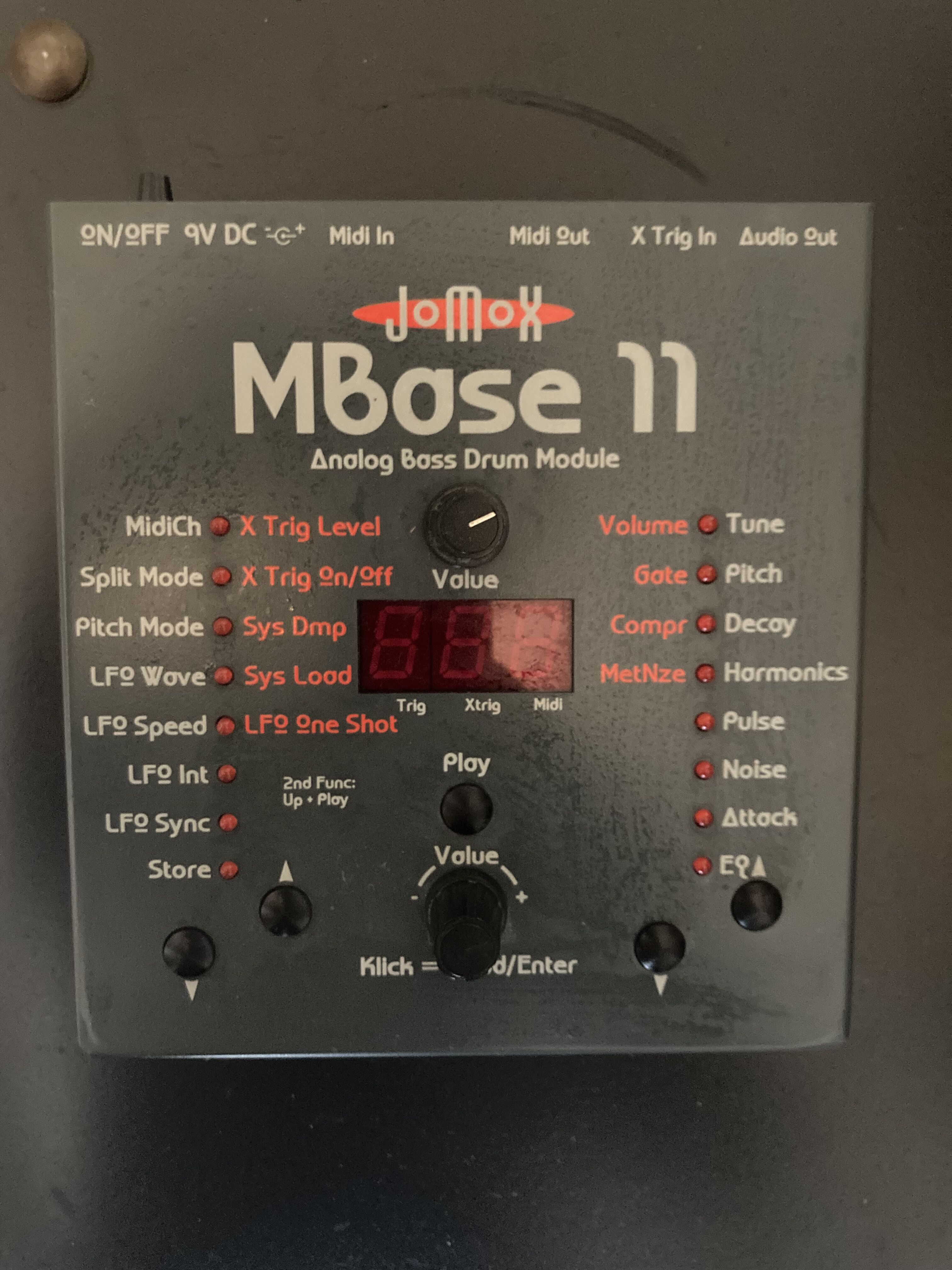 Vends module de kick jomox mbase11