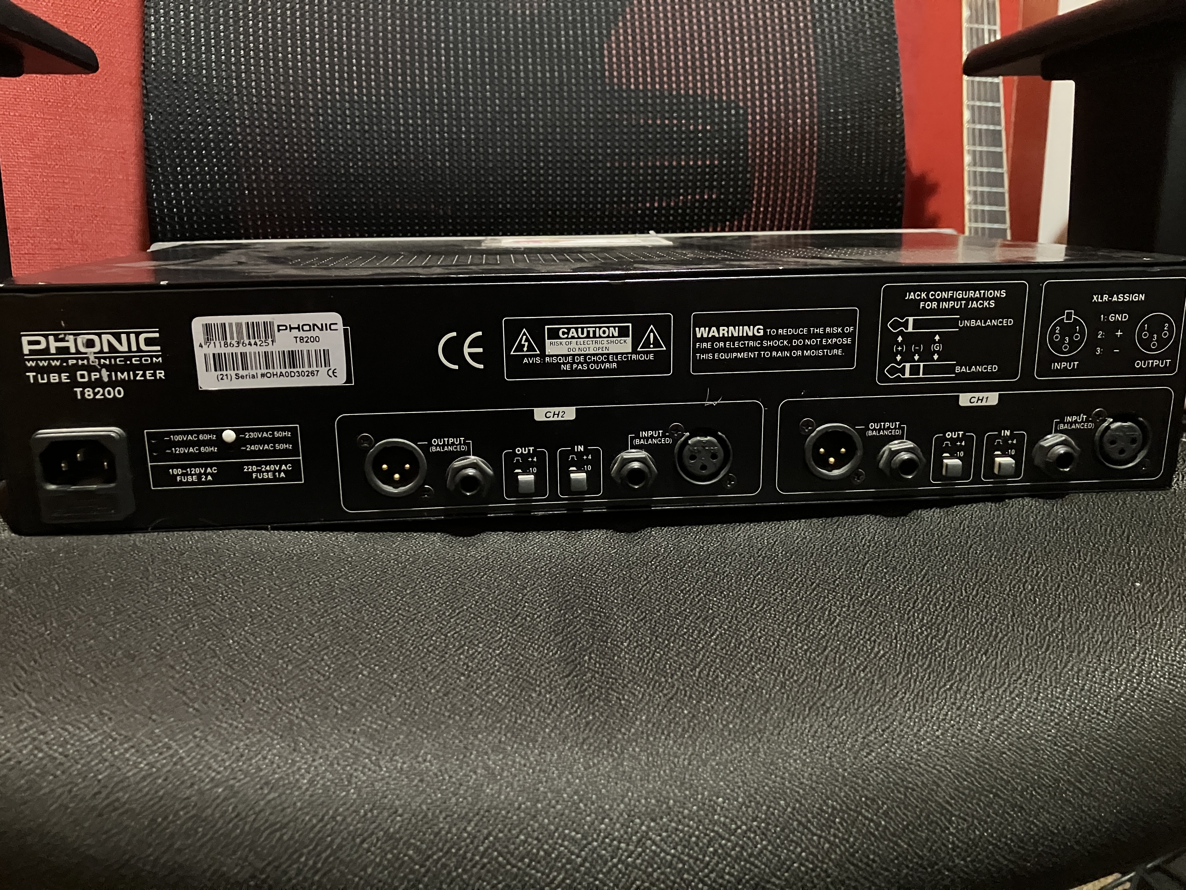 Vend compresseur multibande analogique Phonic T8200