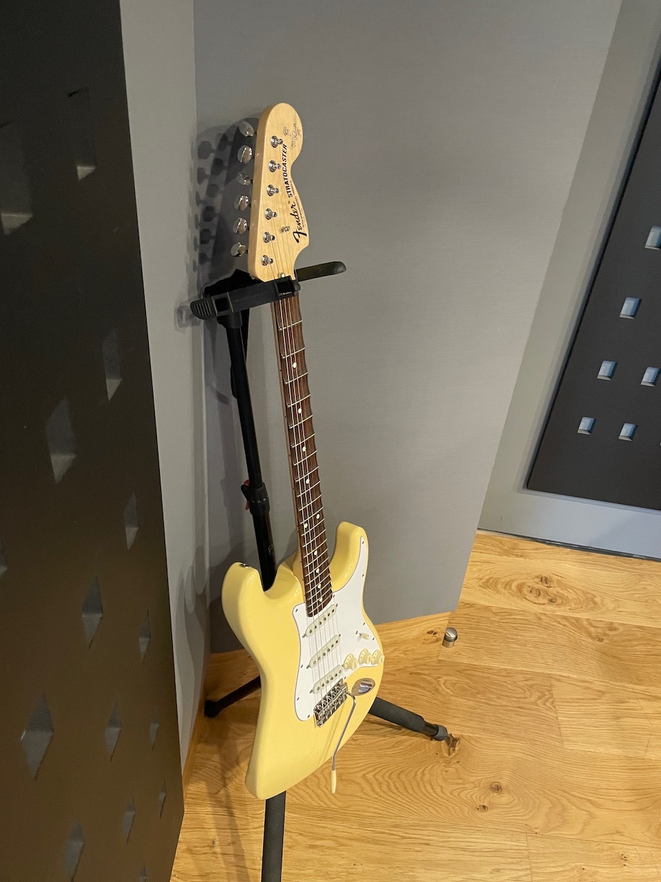Fender Yngwie - 8