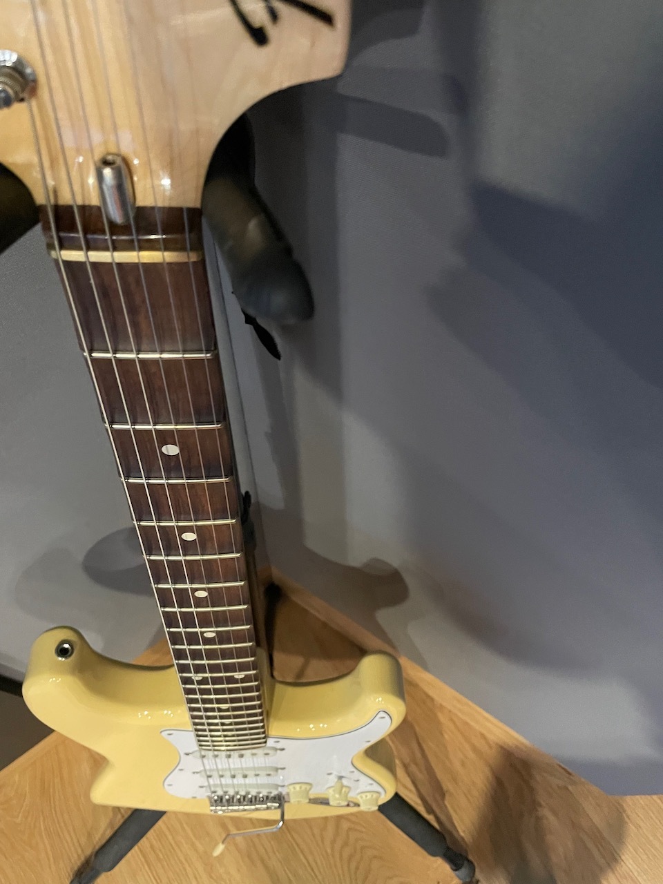 Fender Yngwie - 4