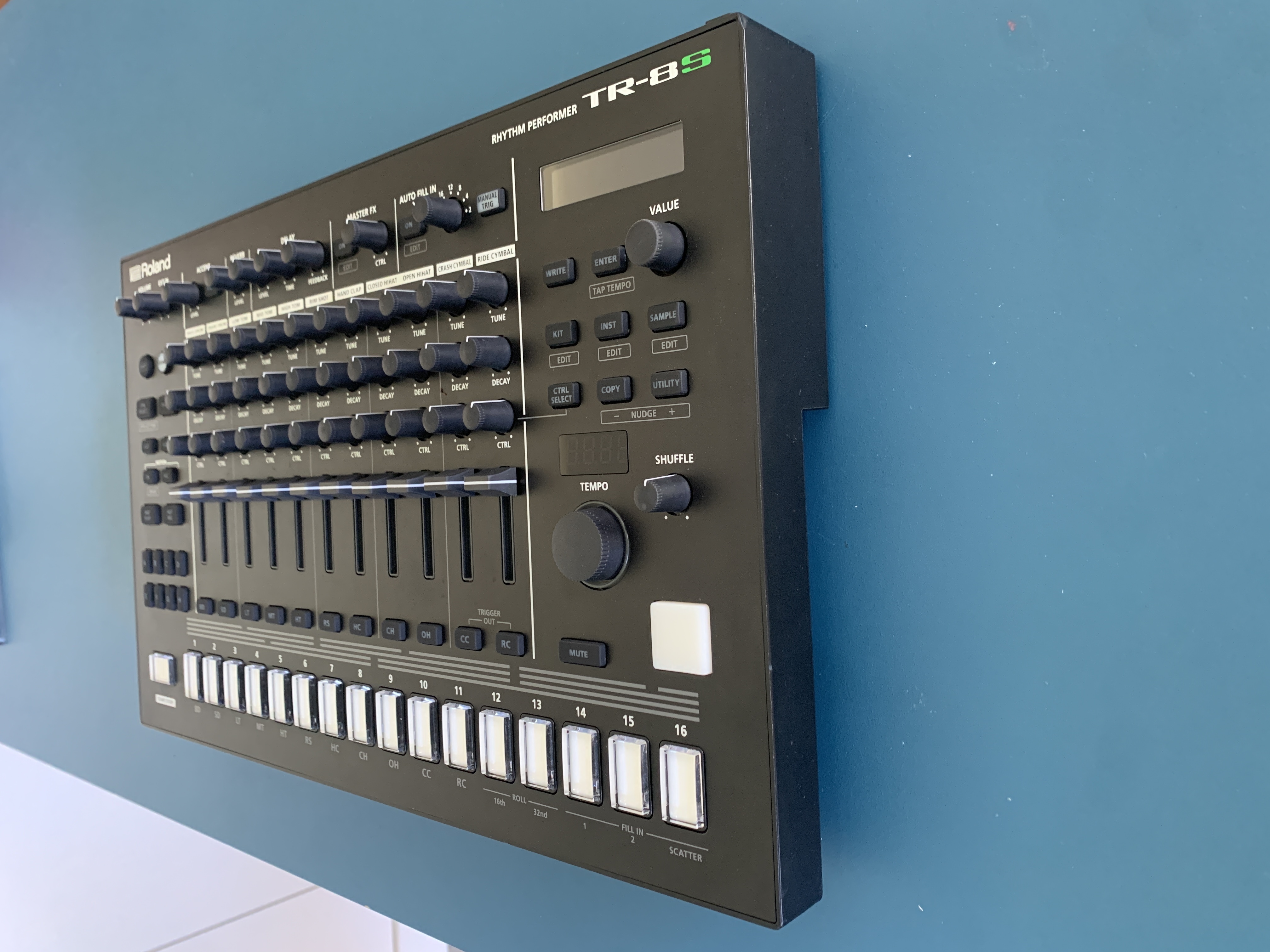 Roland TR-8S Rhythm Performer (47805)